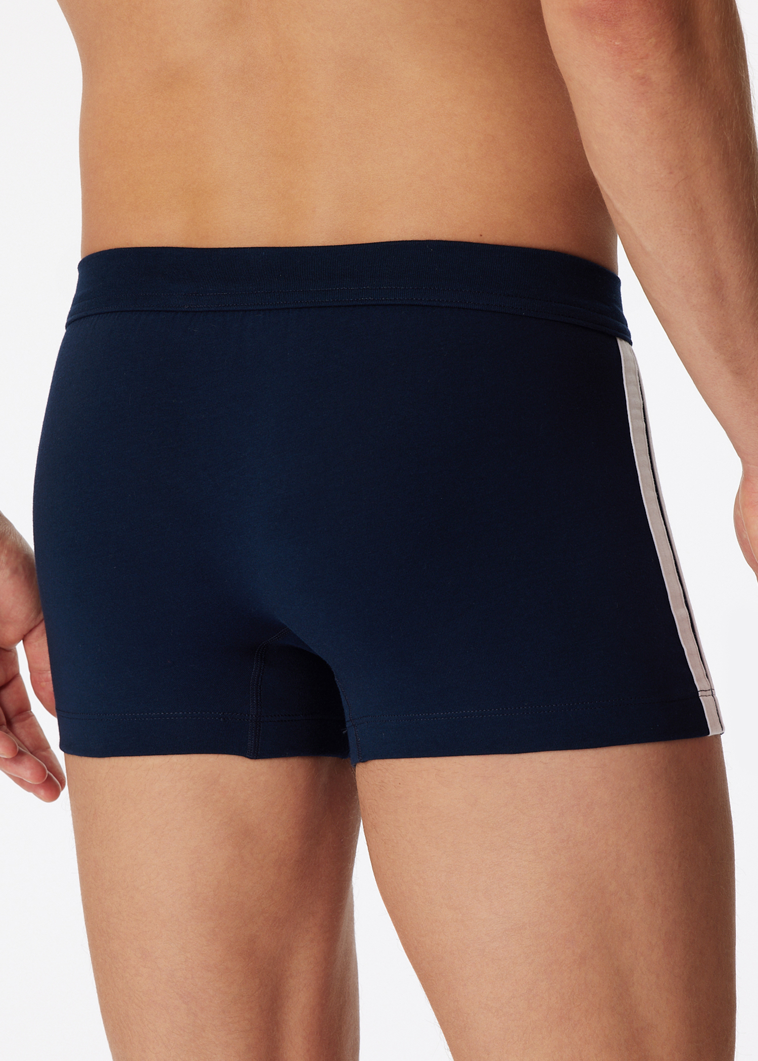 173816-904_back.png