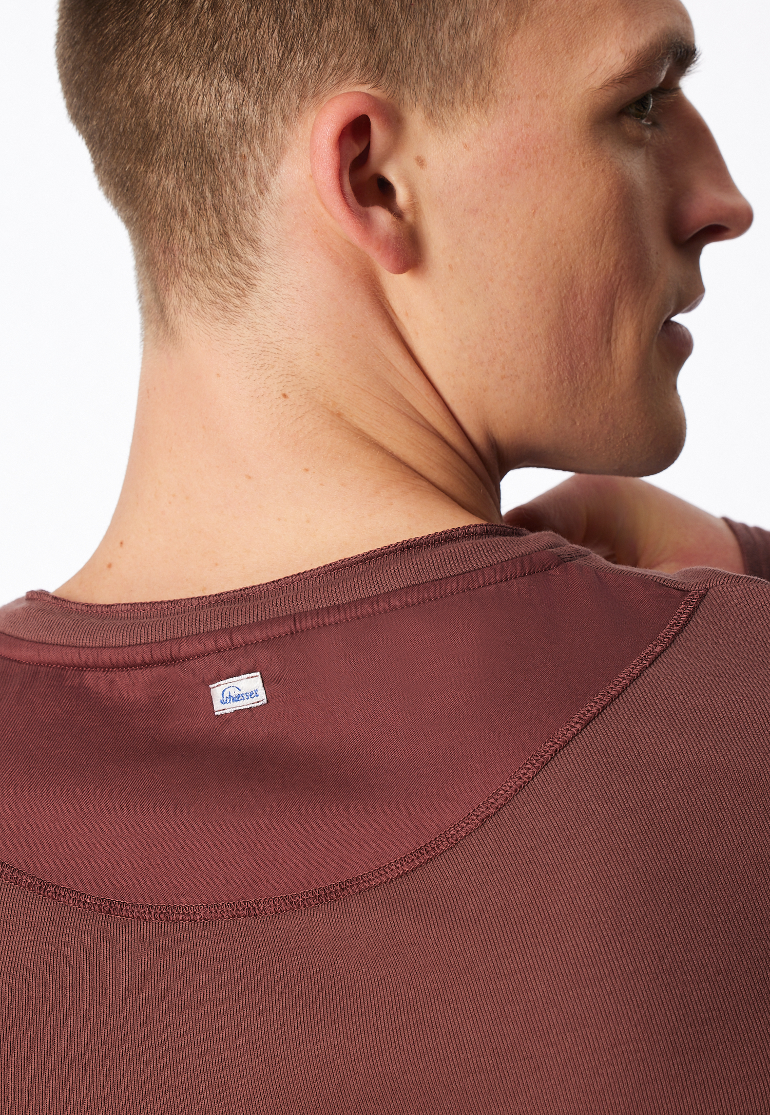 177374-305_detail3.png