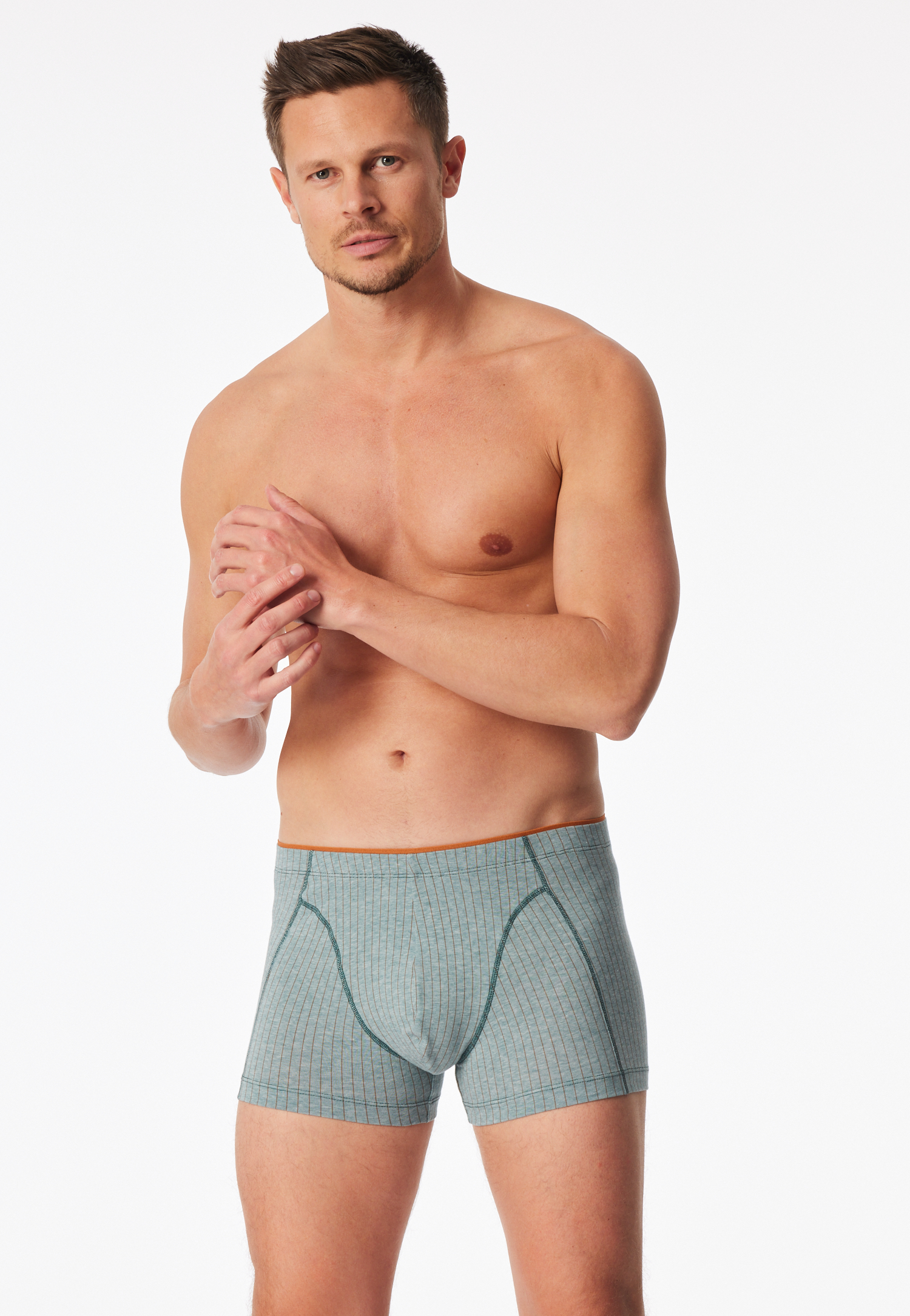 178125-700_front.png