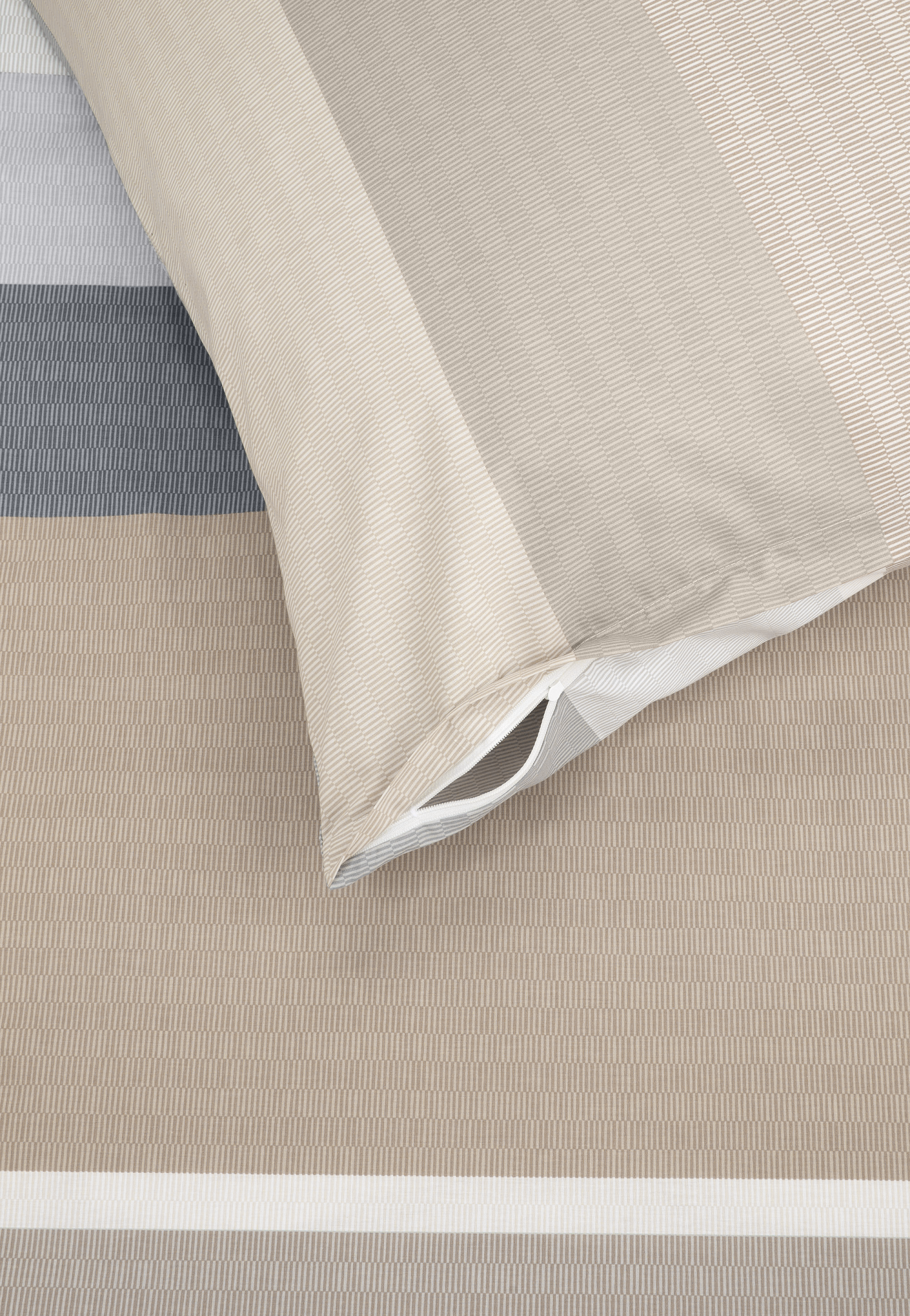 179845-904_detail3.png