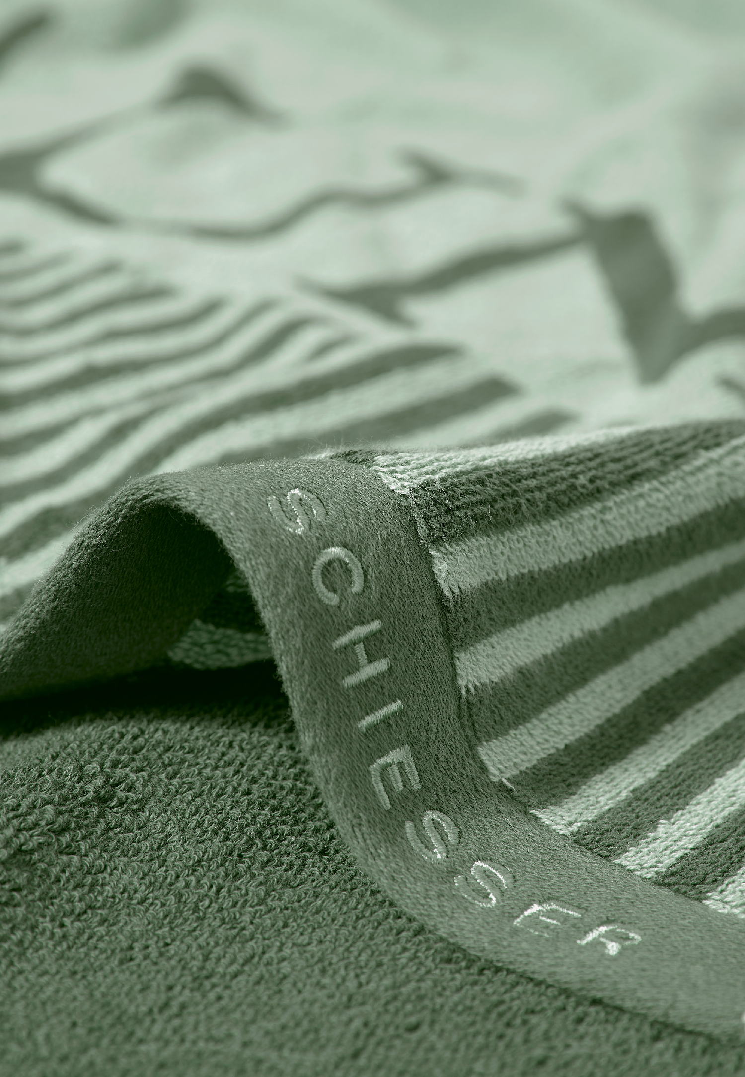 179857-703_detail3.png