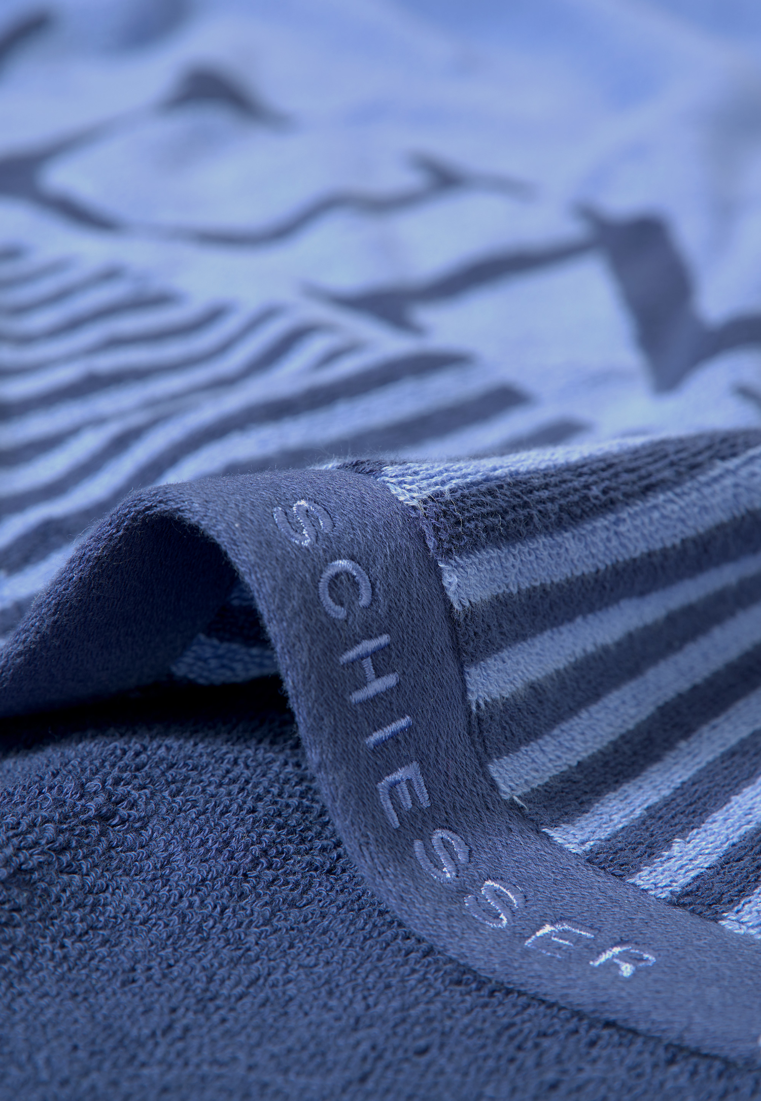 179857-805_detail3.png