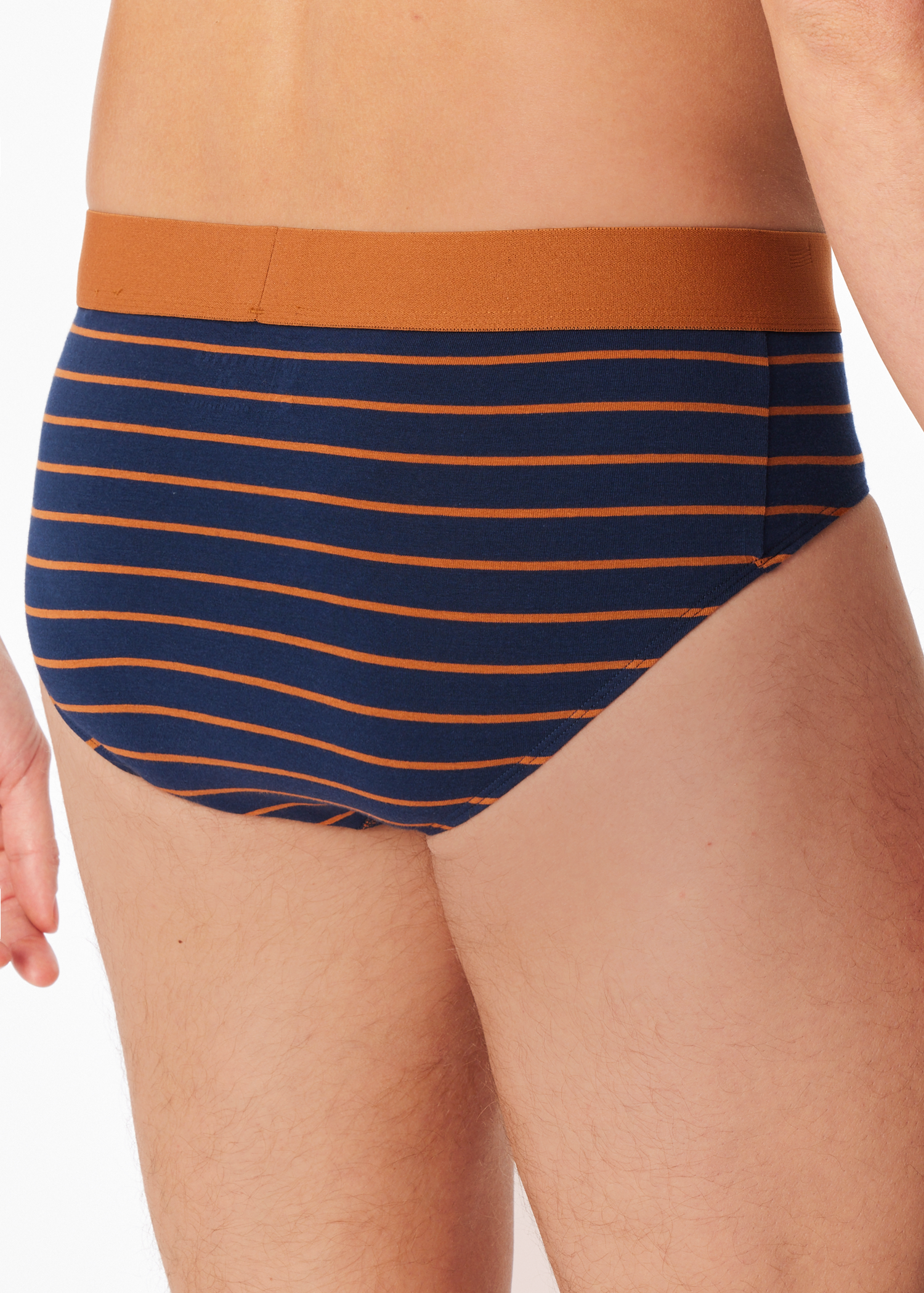 180198-927_back.png