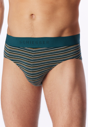 180198-928_detail2.png