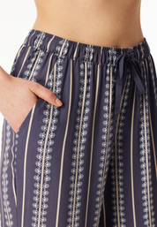 180460-916_detail3.png