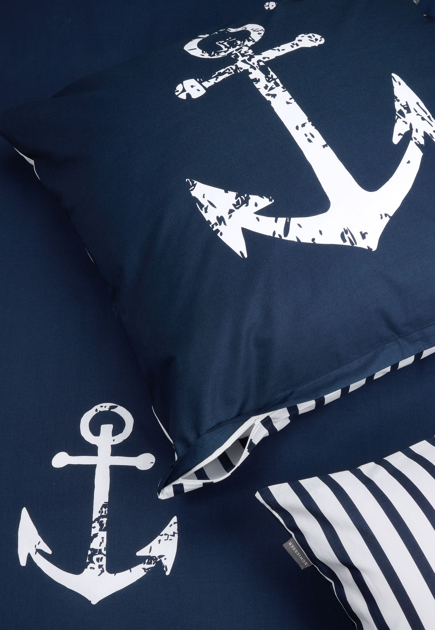 180597-815_detail3.png