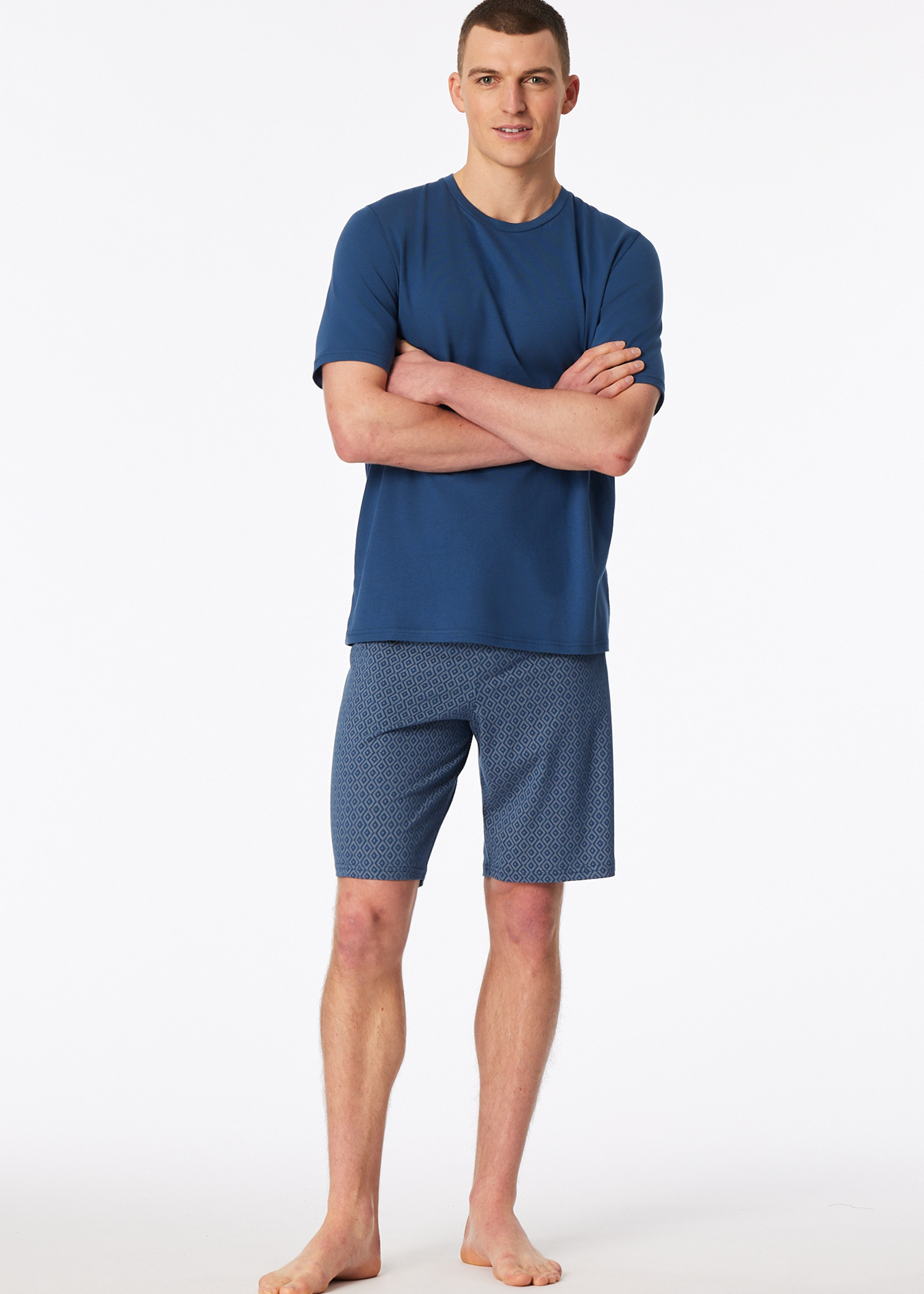 181157-815_front.png