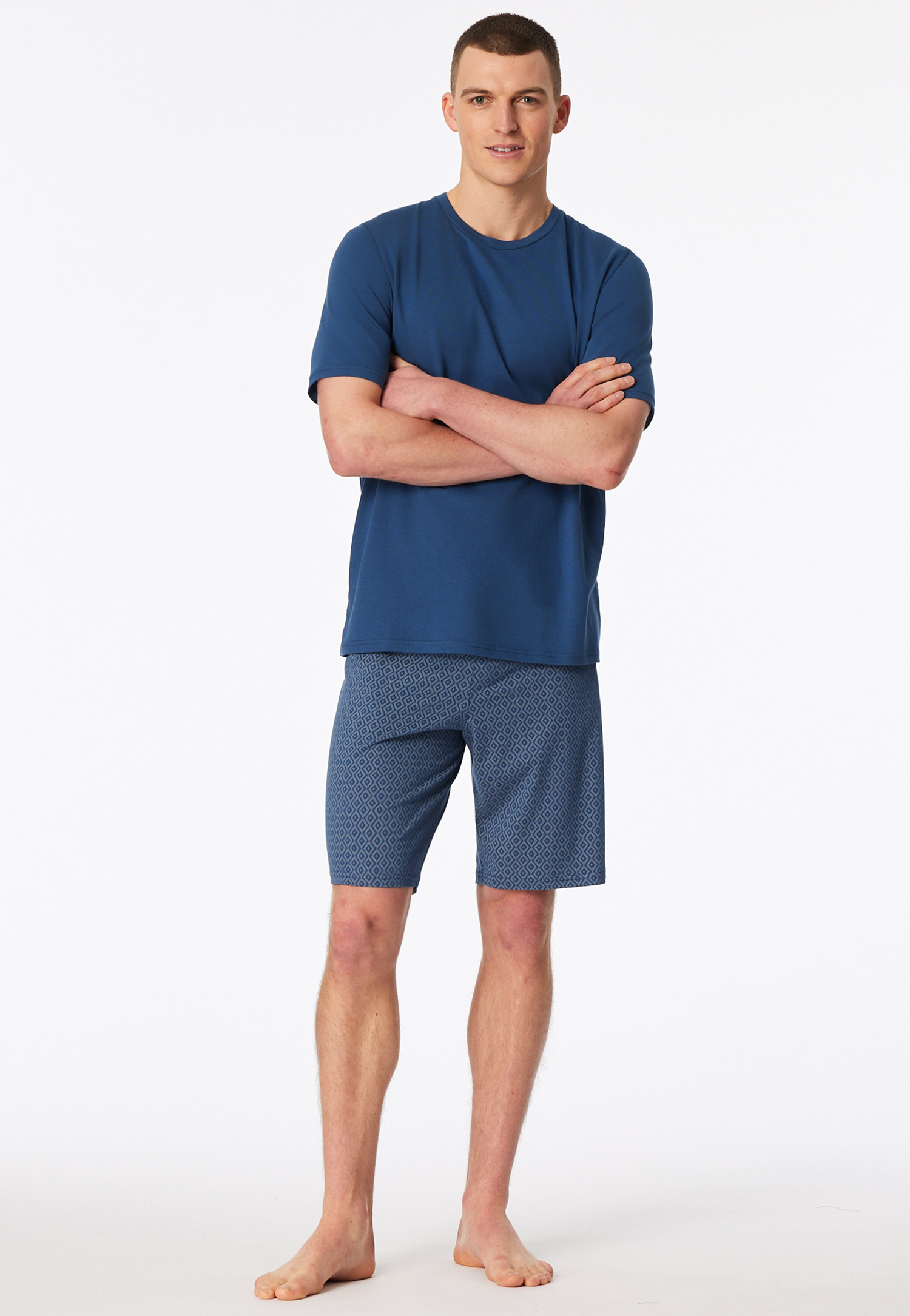 181157-815_front.png