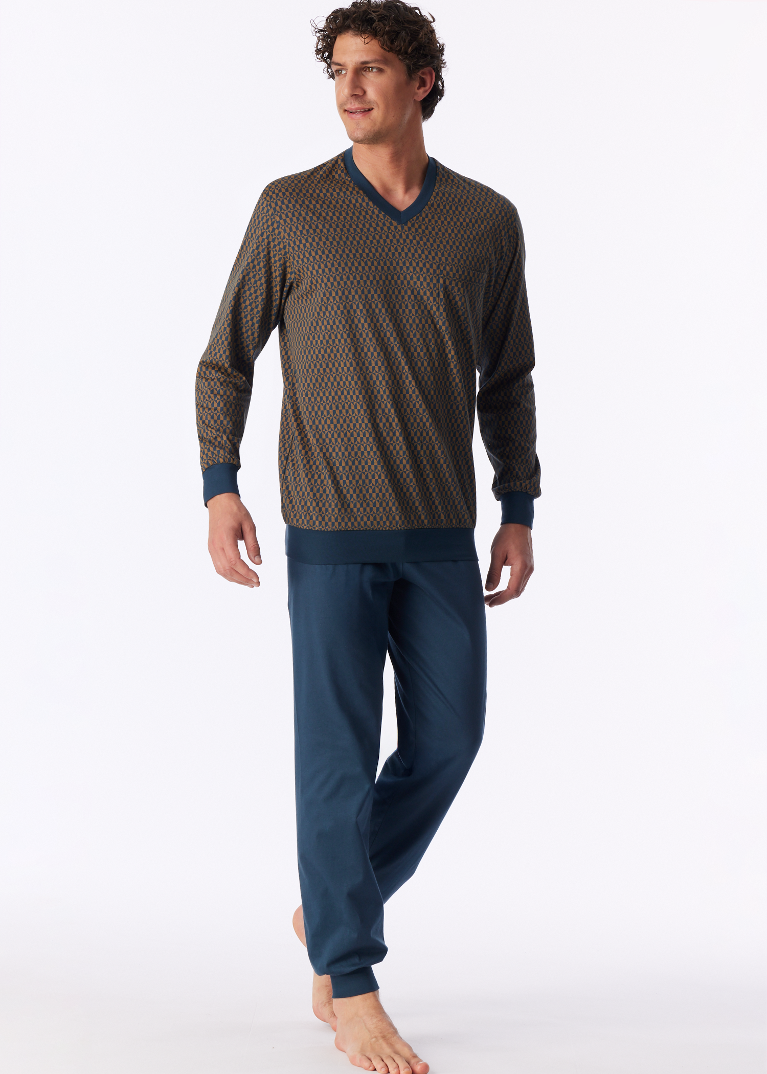 181162-860_front.png