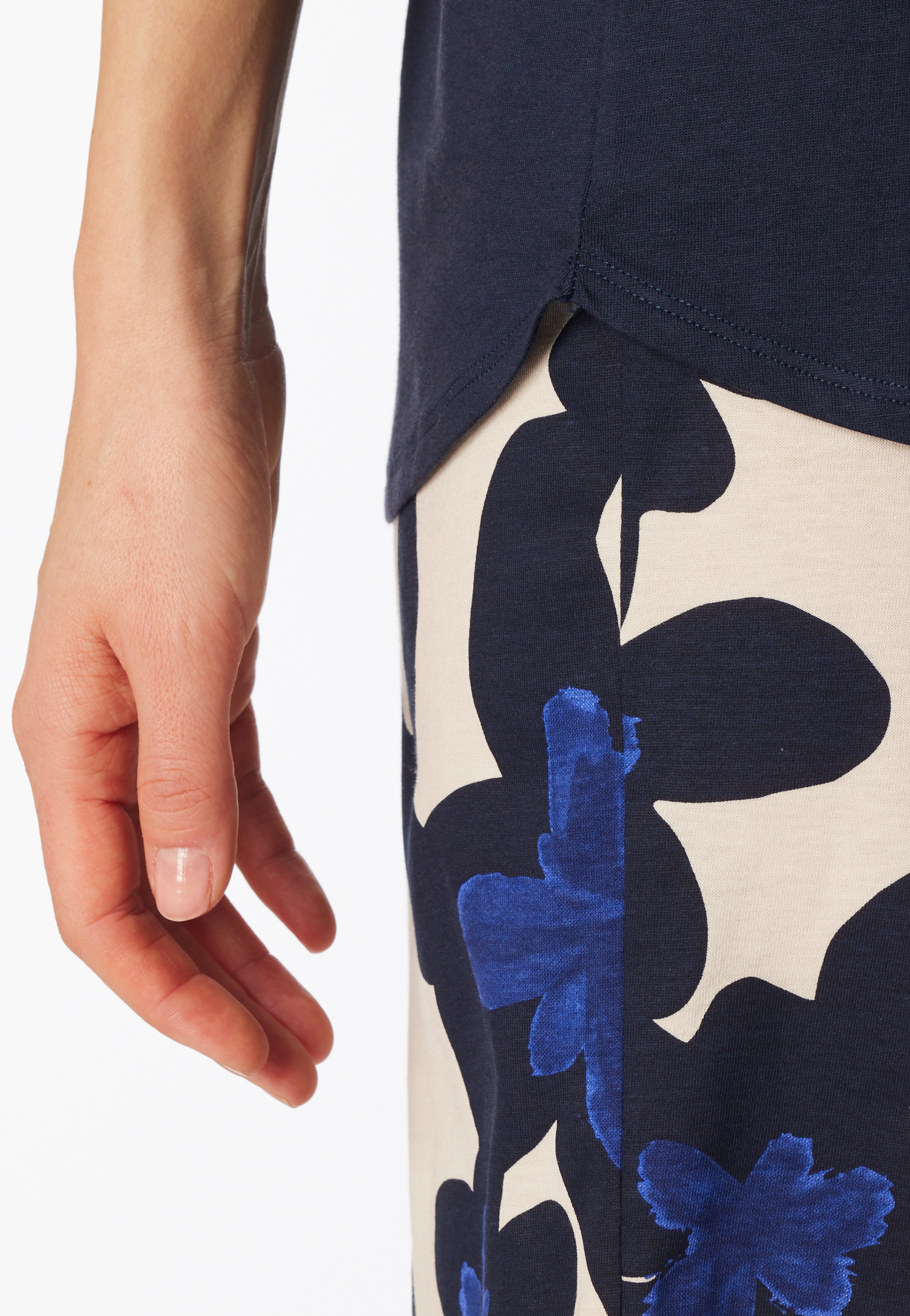 181235-815_detail4.png