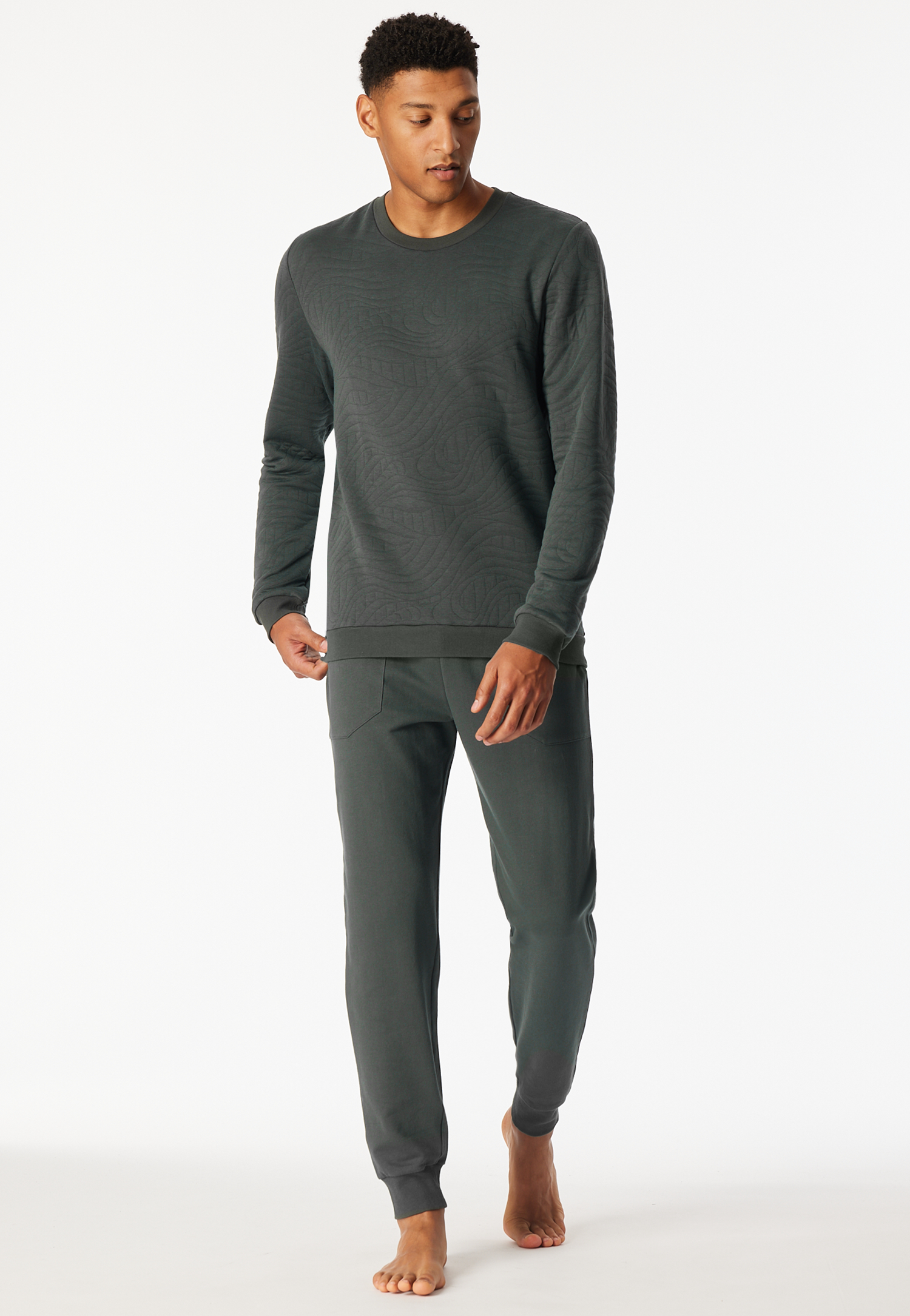 182041-702_front.png