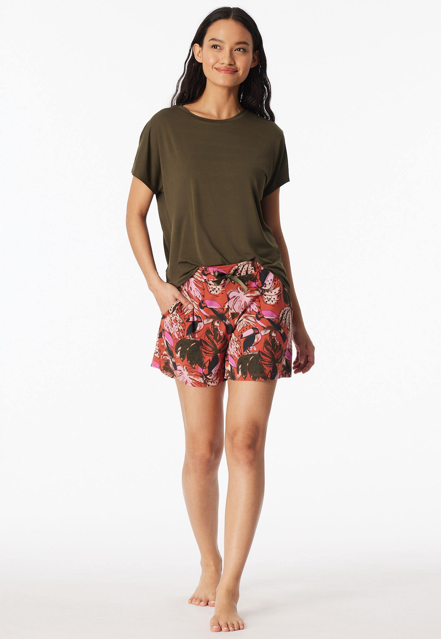 182052-532_front.png
