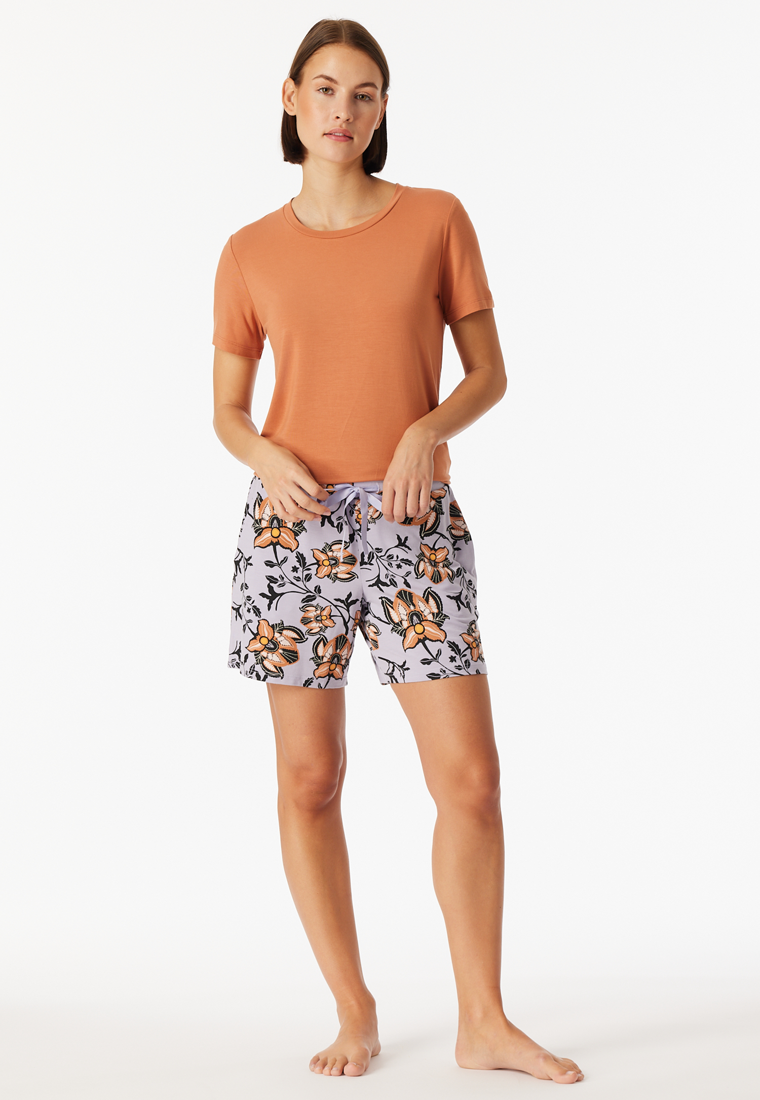 182052-915_front.png