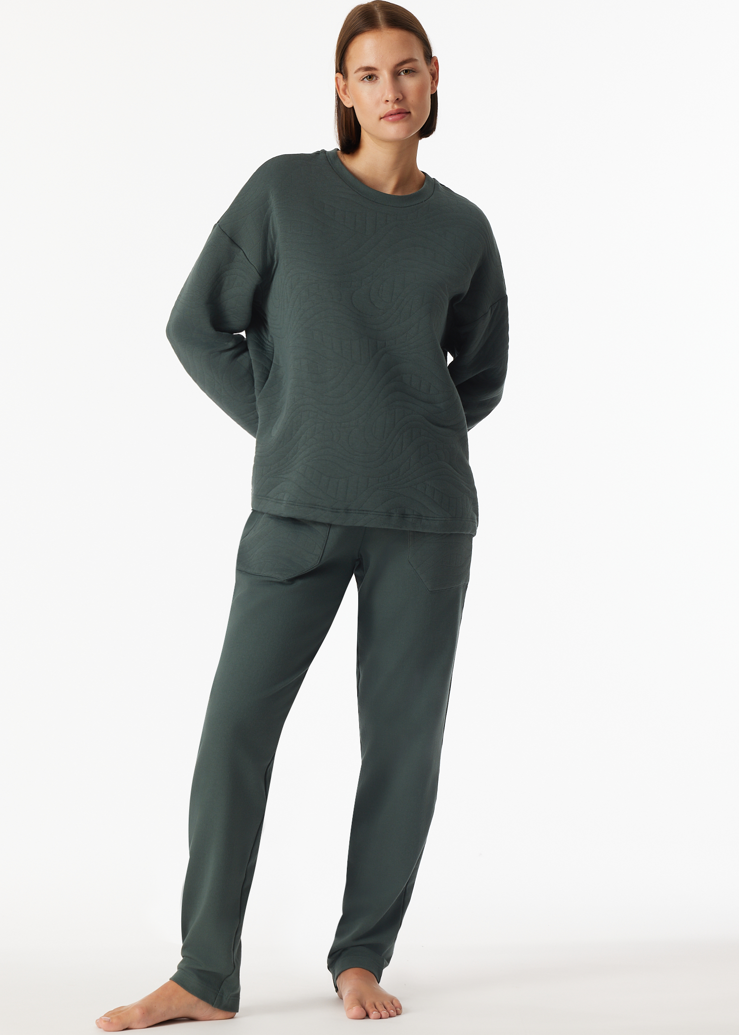 182062-702_front.png