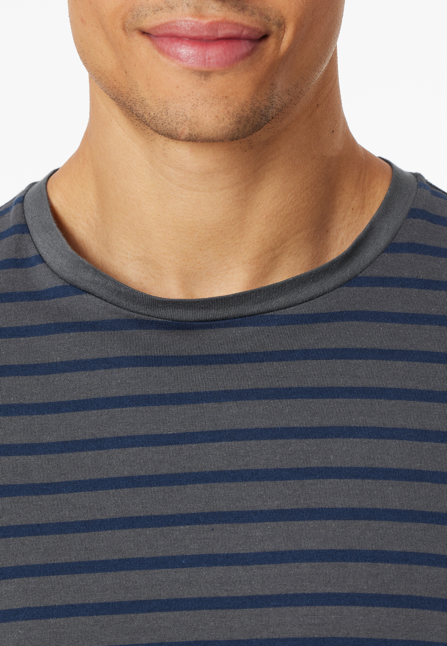 182197-203_detail3.png