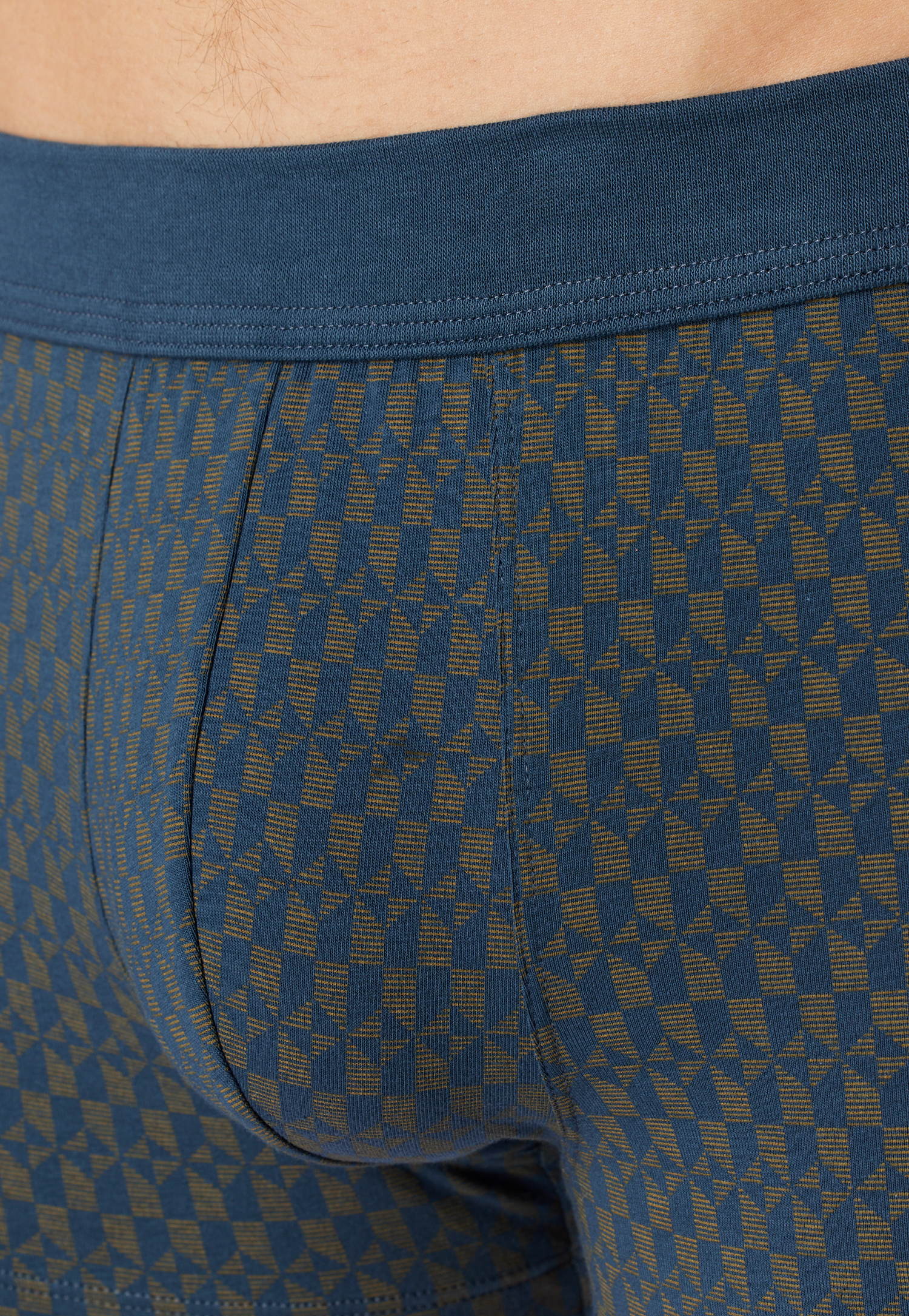 182311-860_detail3.png