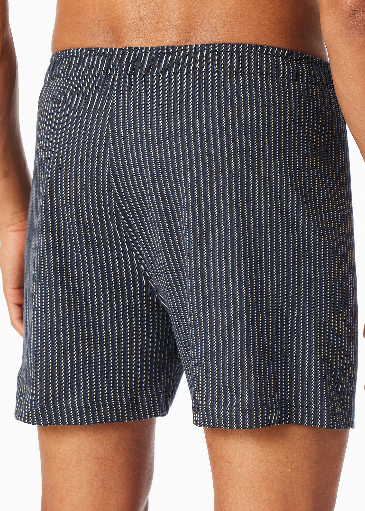 182427-908_back.png