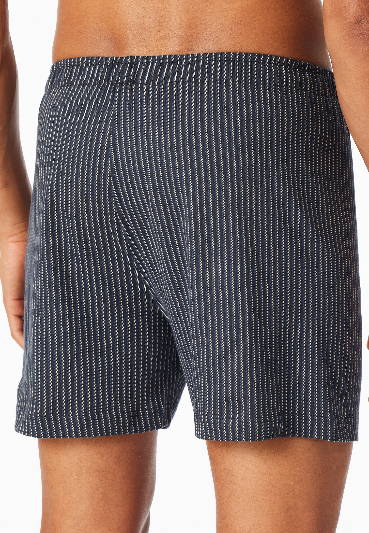 182427-908_back.png