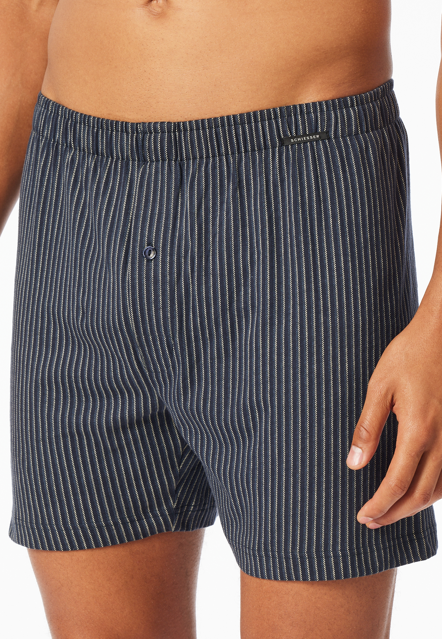 182427-908_detail2.png