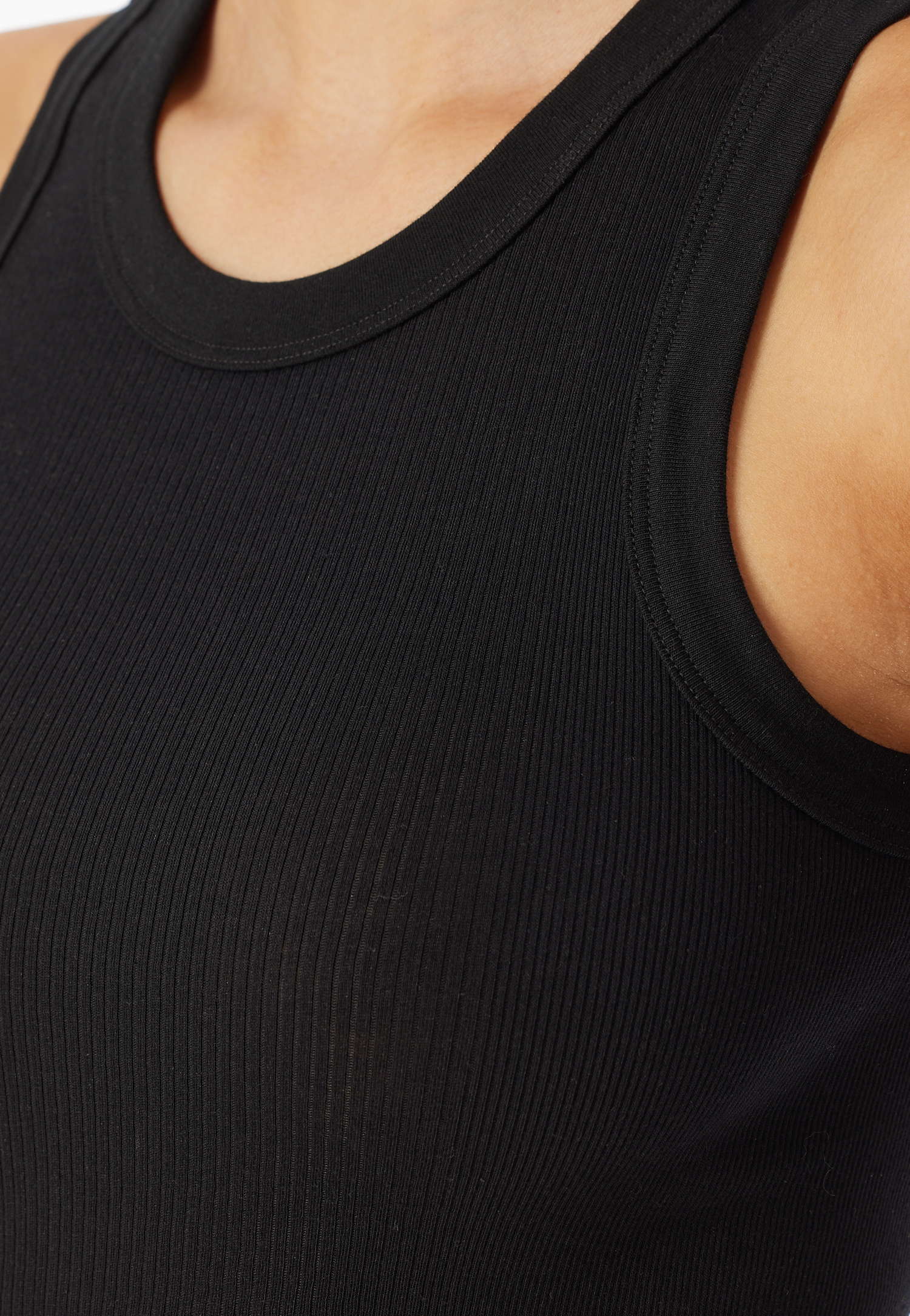 182529-000_detail3.png