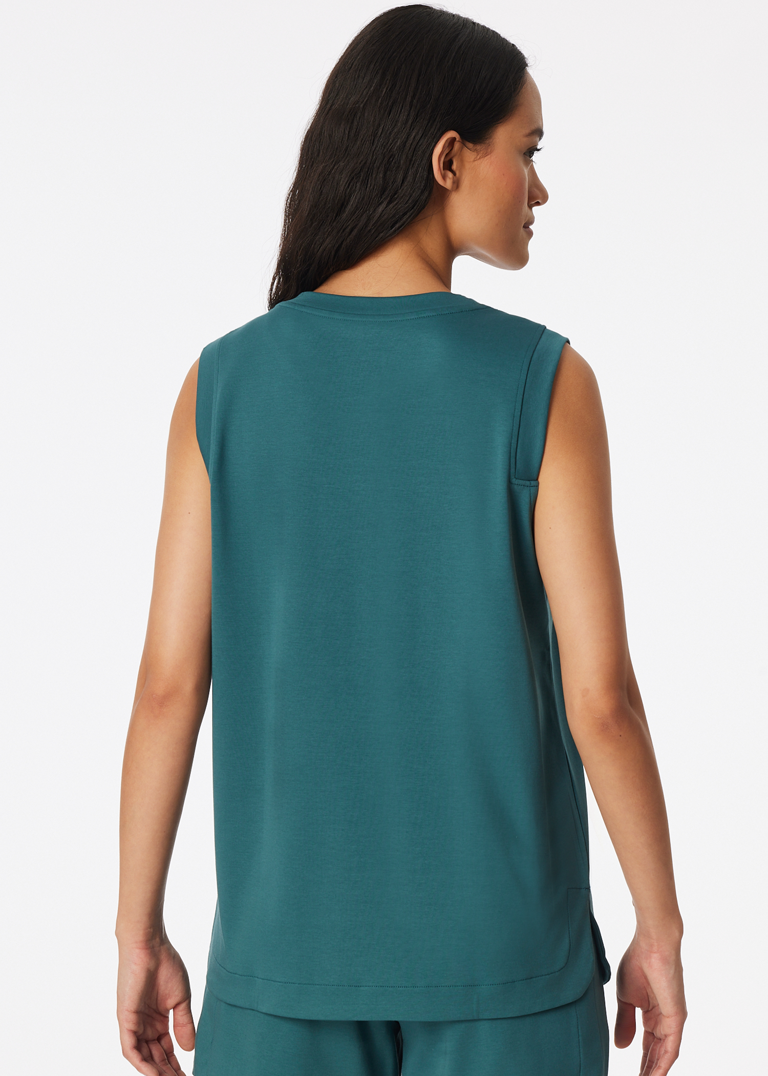 182587-700_back.png