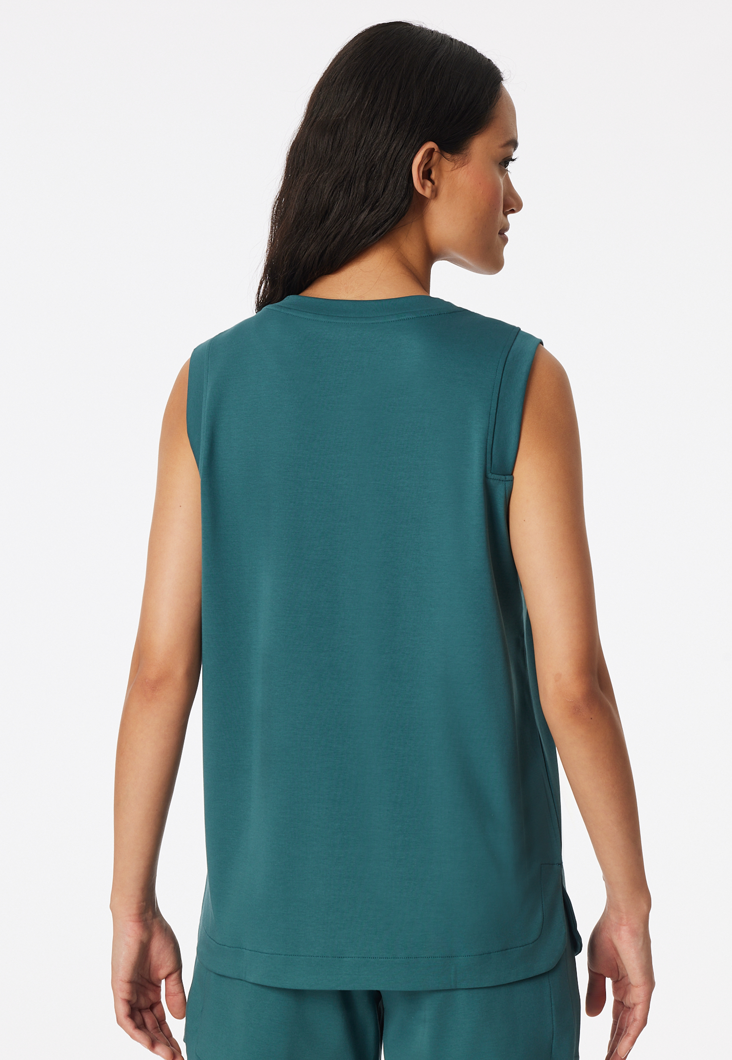 182587-700_back.png