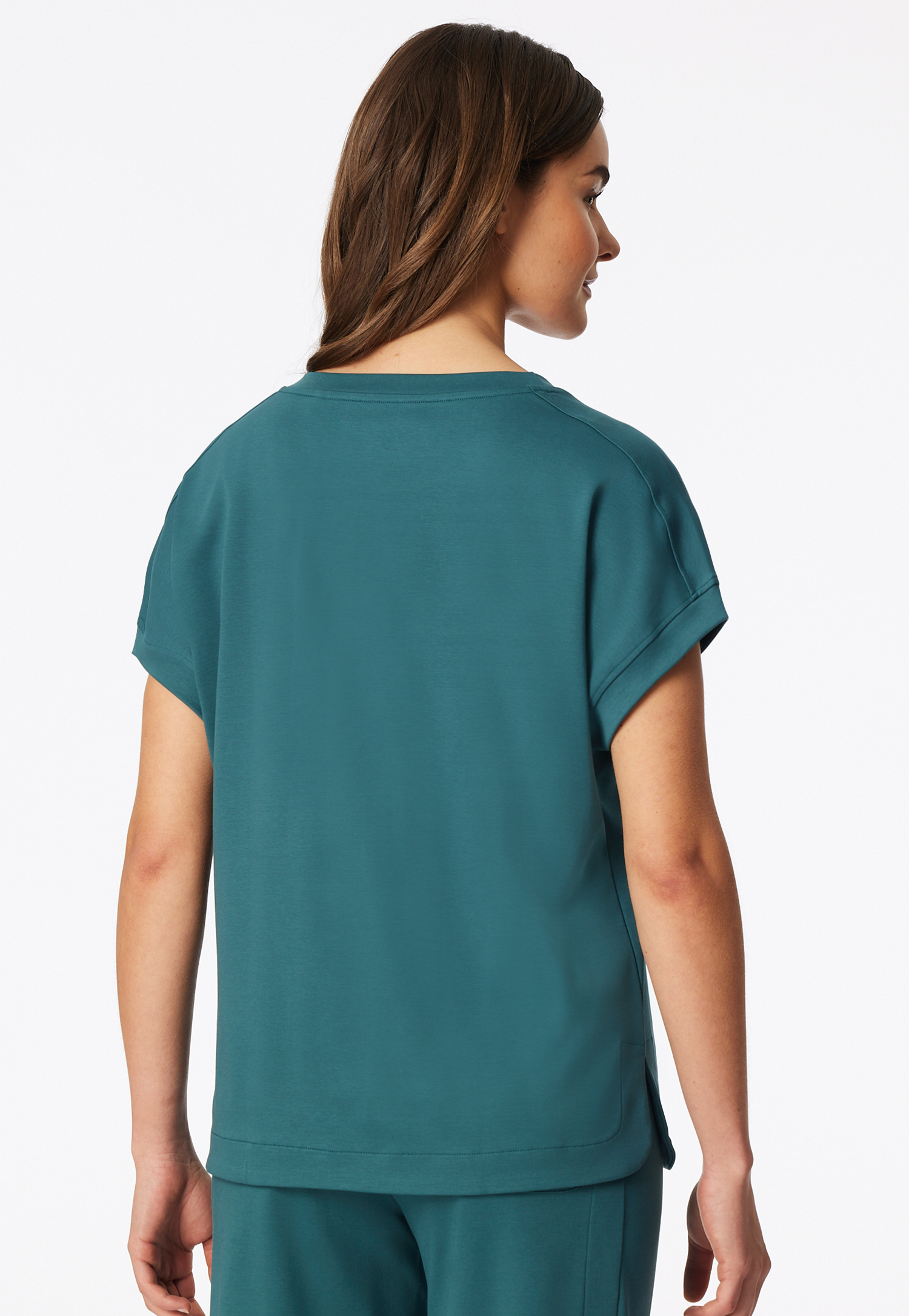 182588-700_back.png