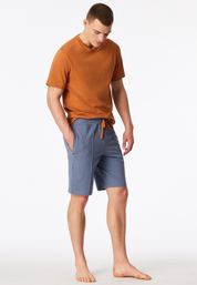 182597-808_front.png
