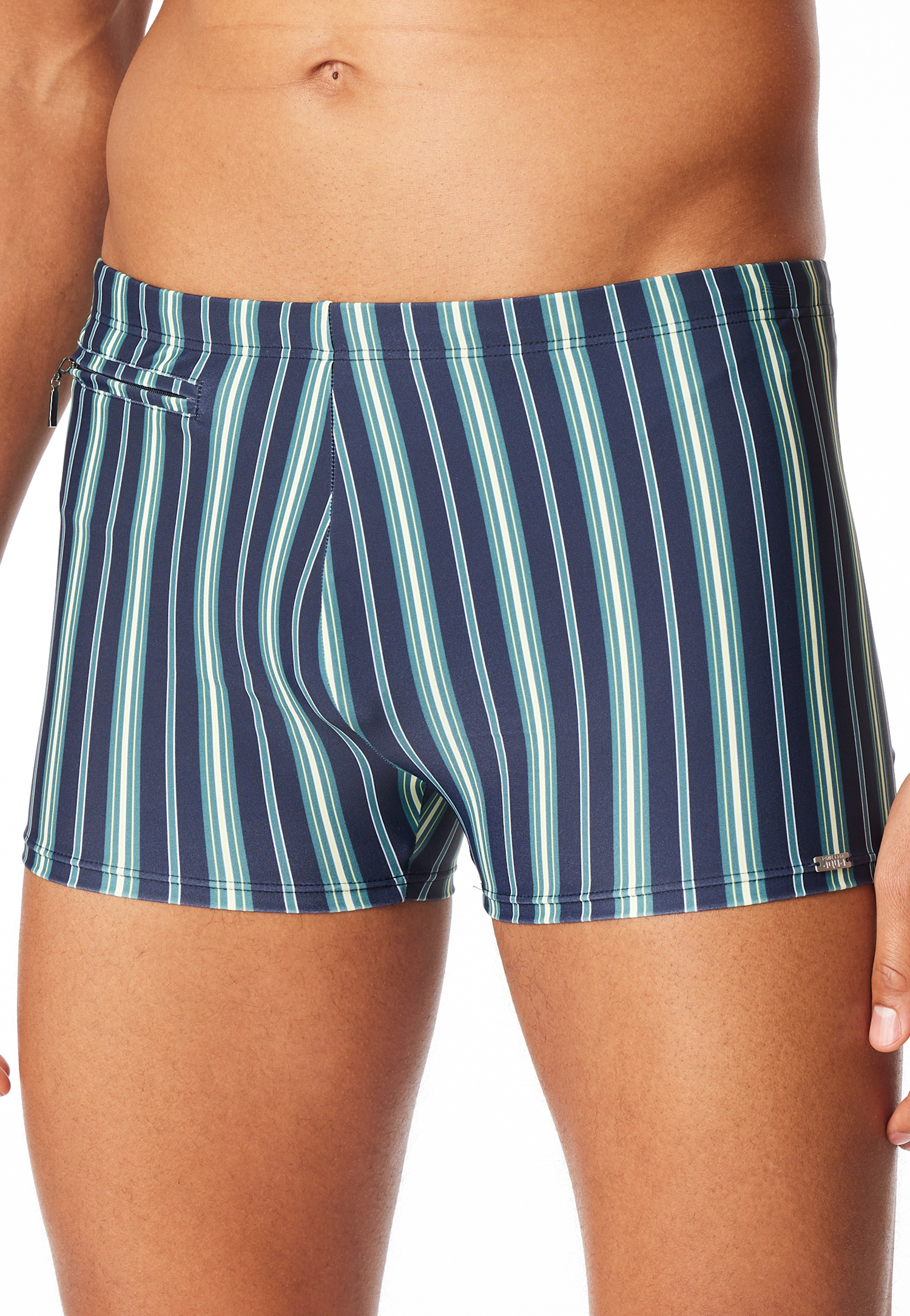 182694-710_detail2.png