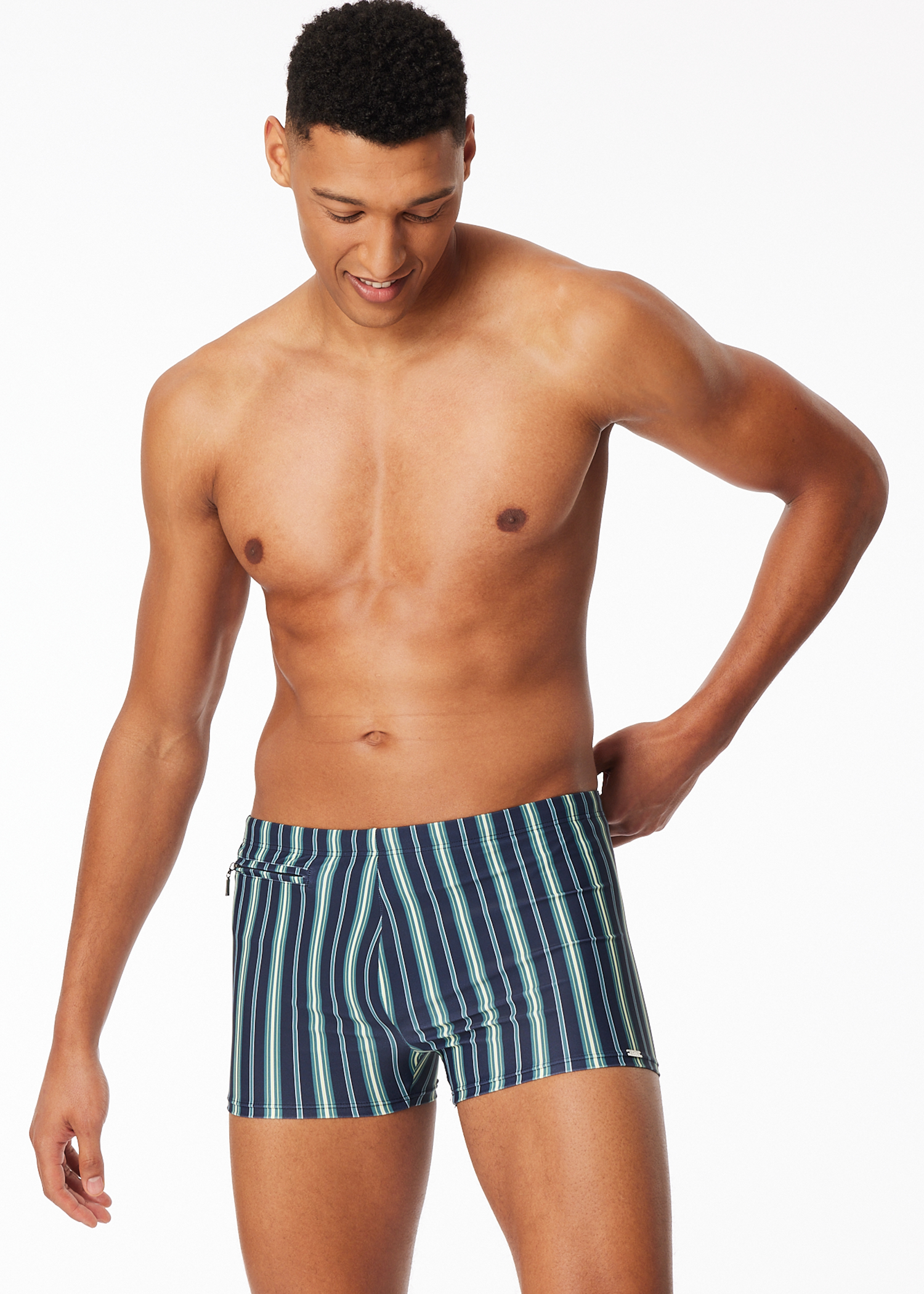 182694-710_front.png