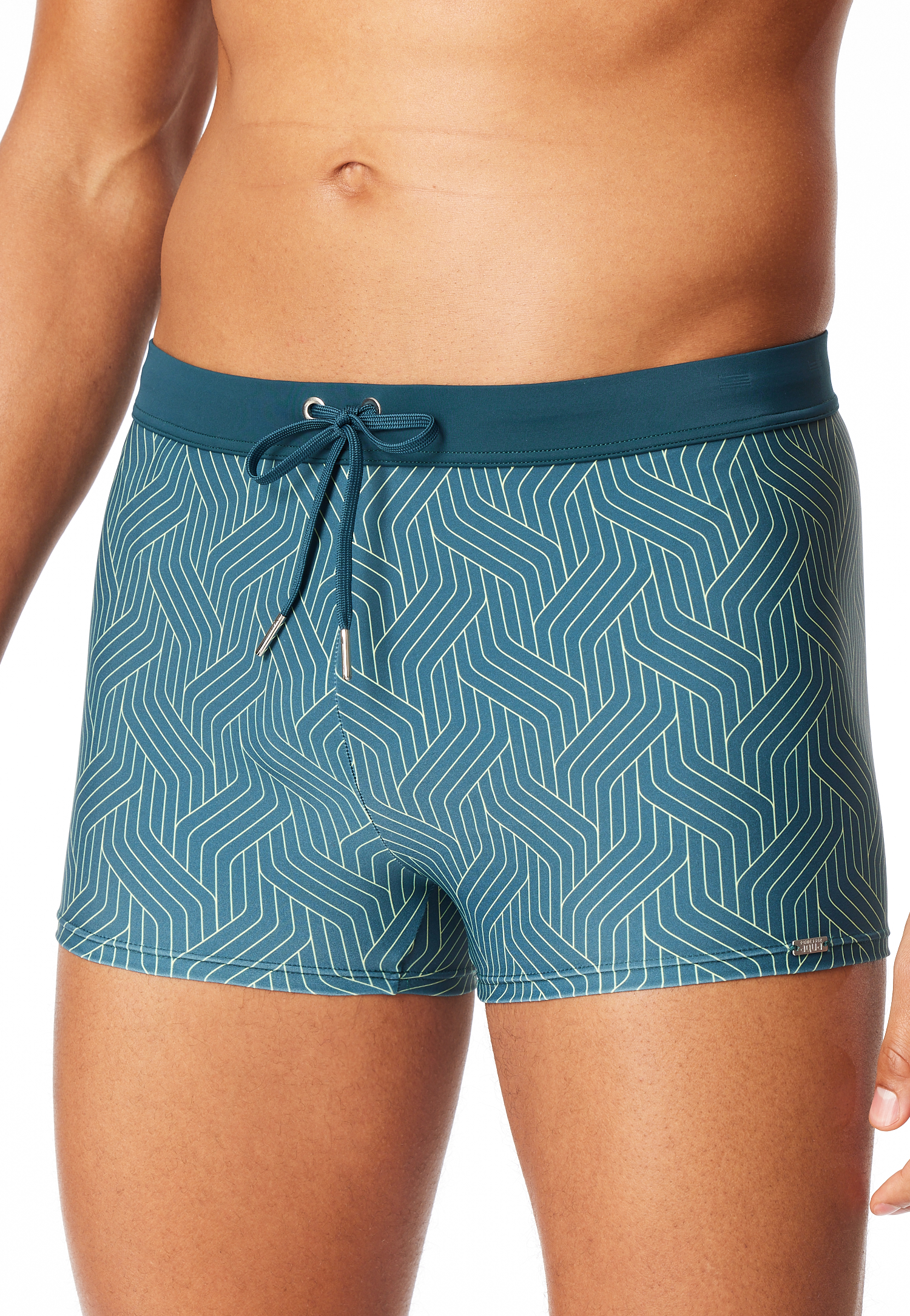 182697-710_detail2.png