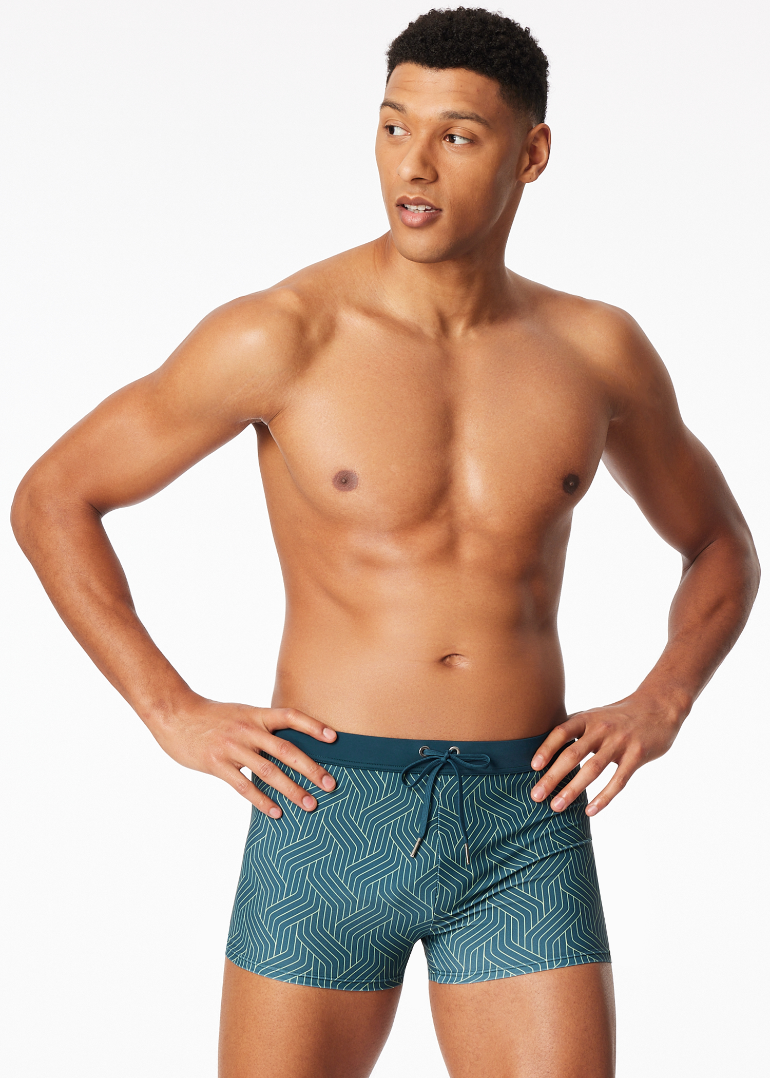 182697-710_front.png