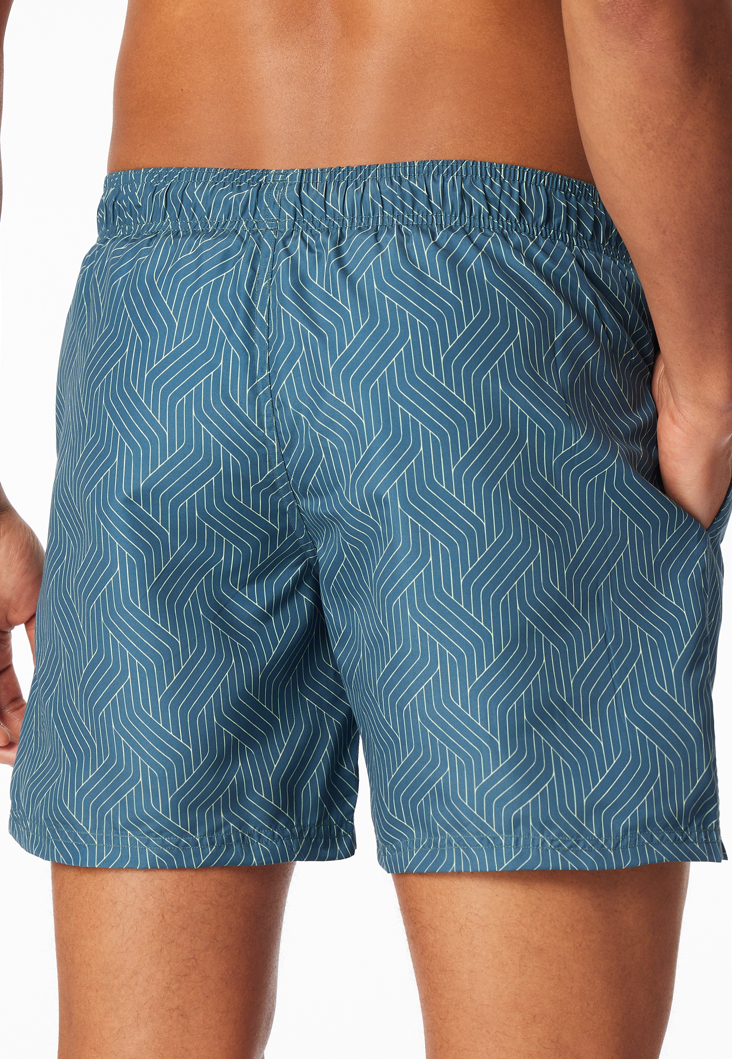 182698-710_back.png