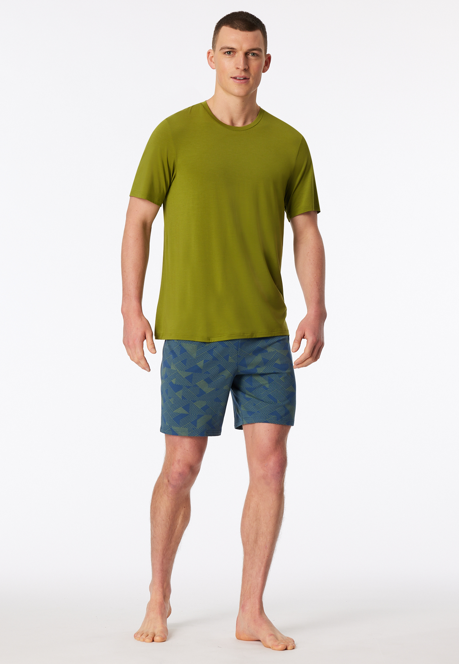 182738-706_front.png