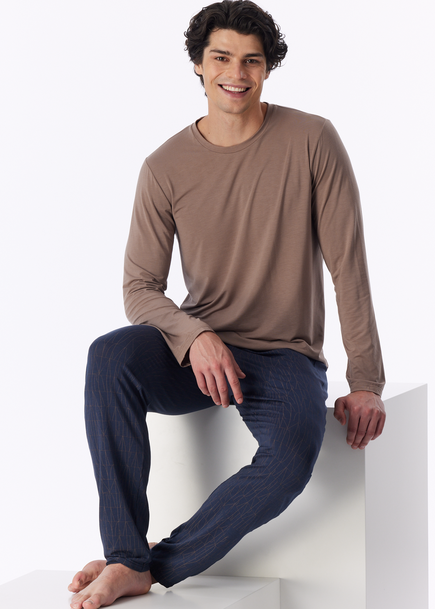 182739-419_front.png