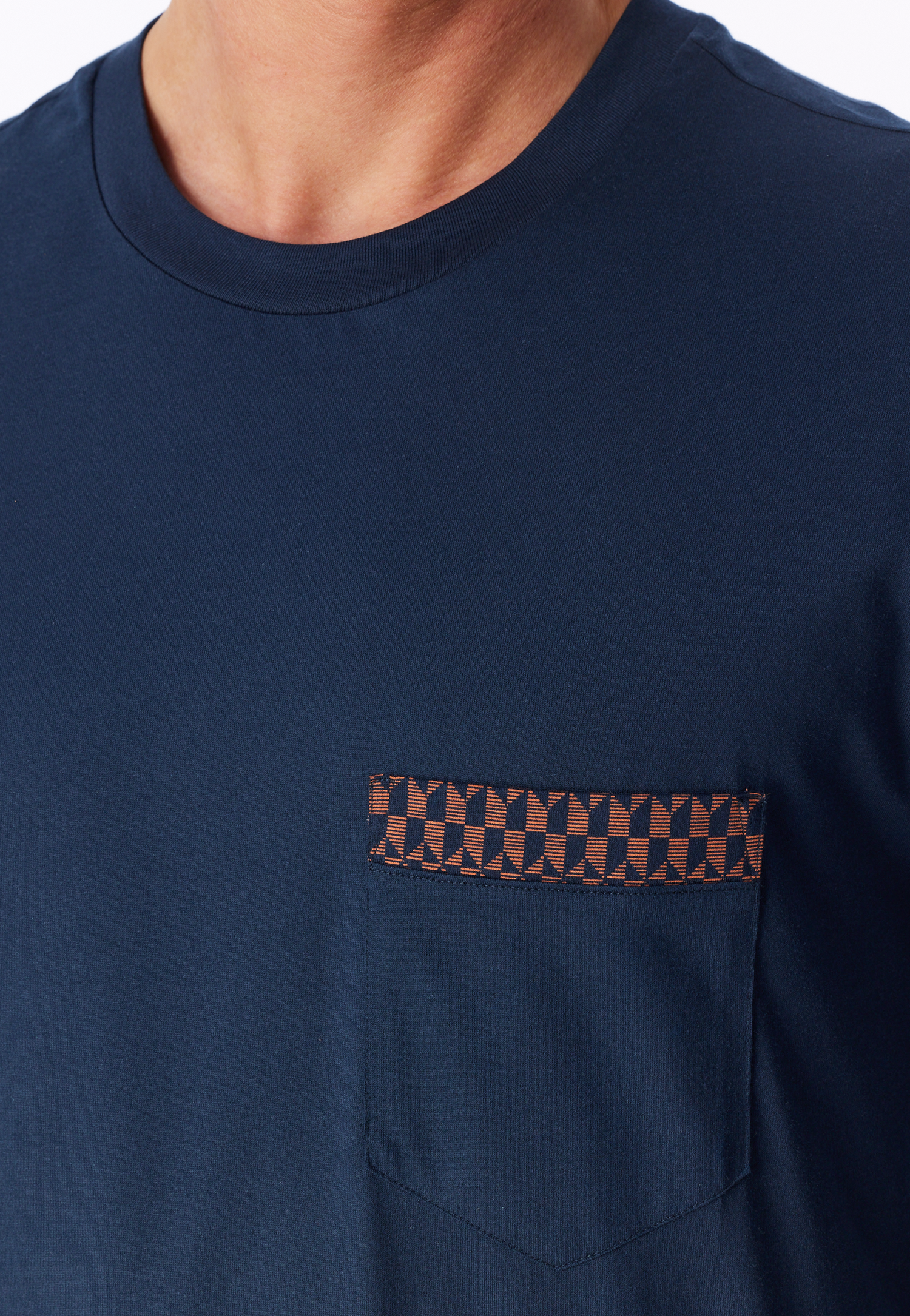 182901-614_detail3.png