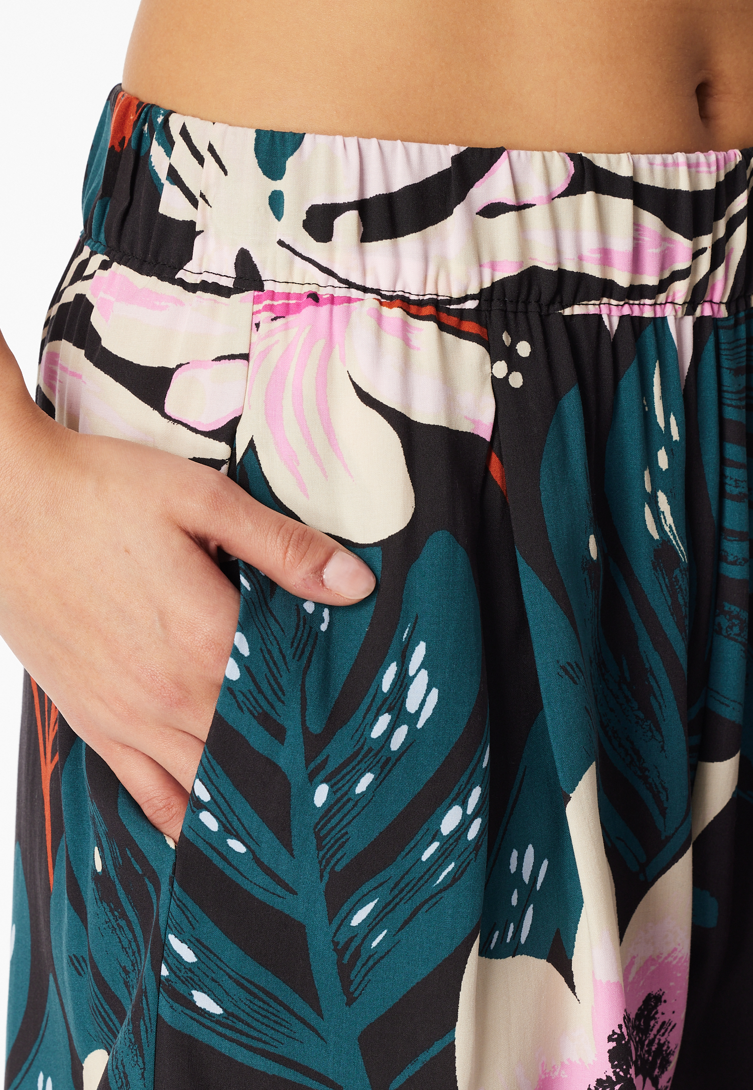 183079-913_detail3.png