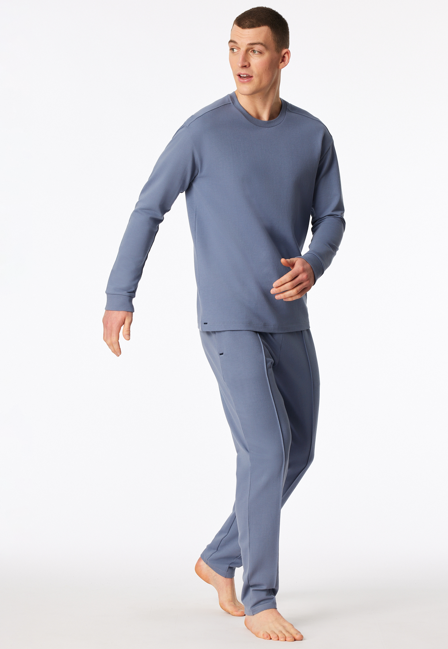 183108-808_front.png