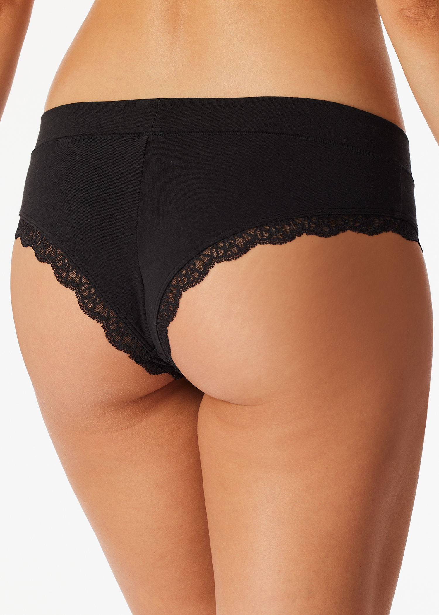 183136-000_back.png