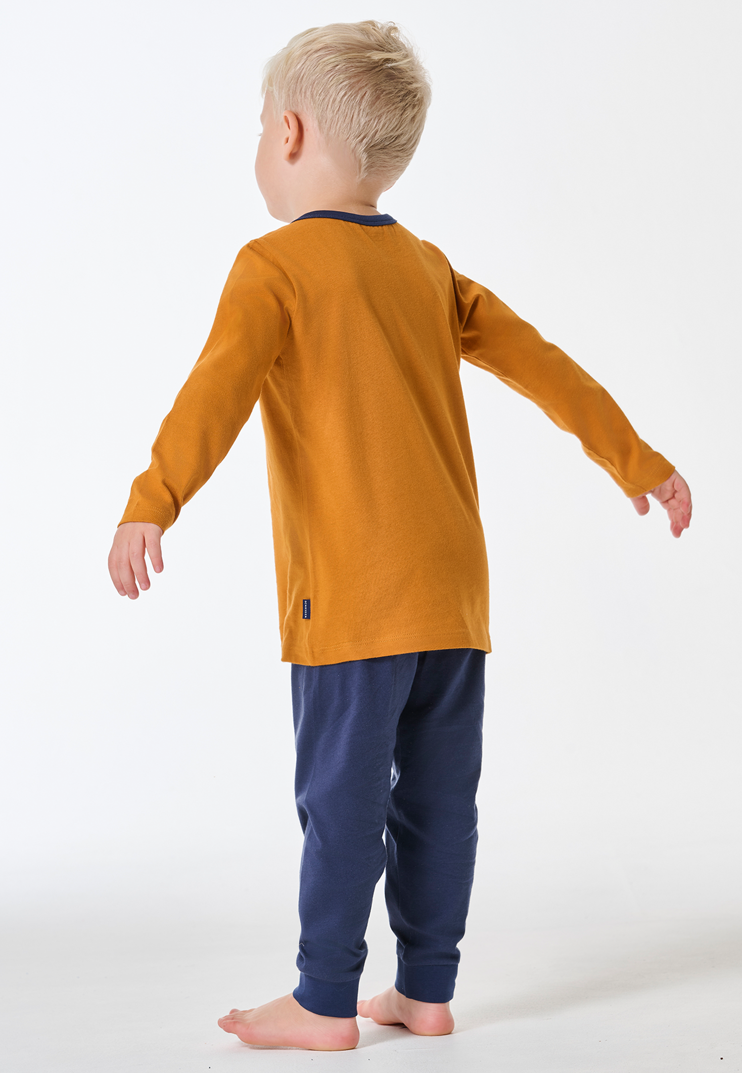 183160-608_back.png