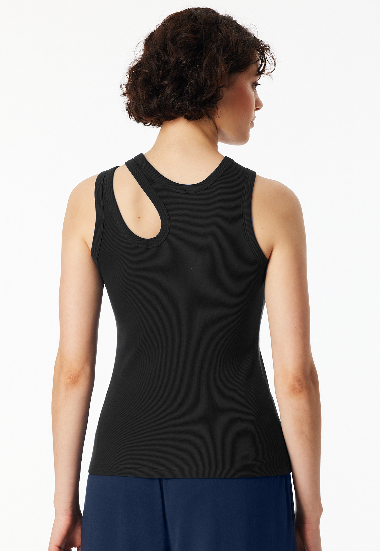 183229-000_back.png