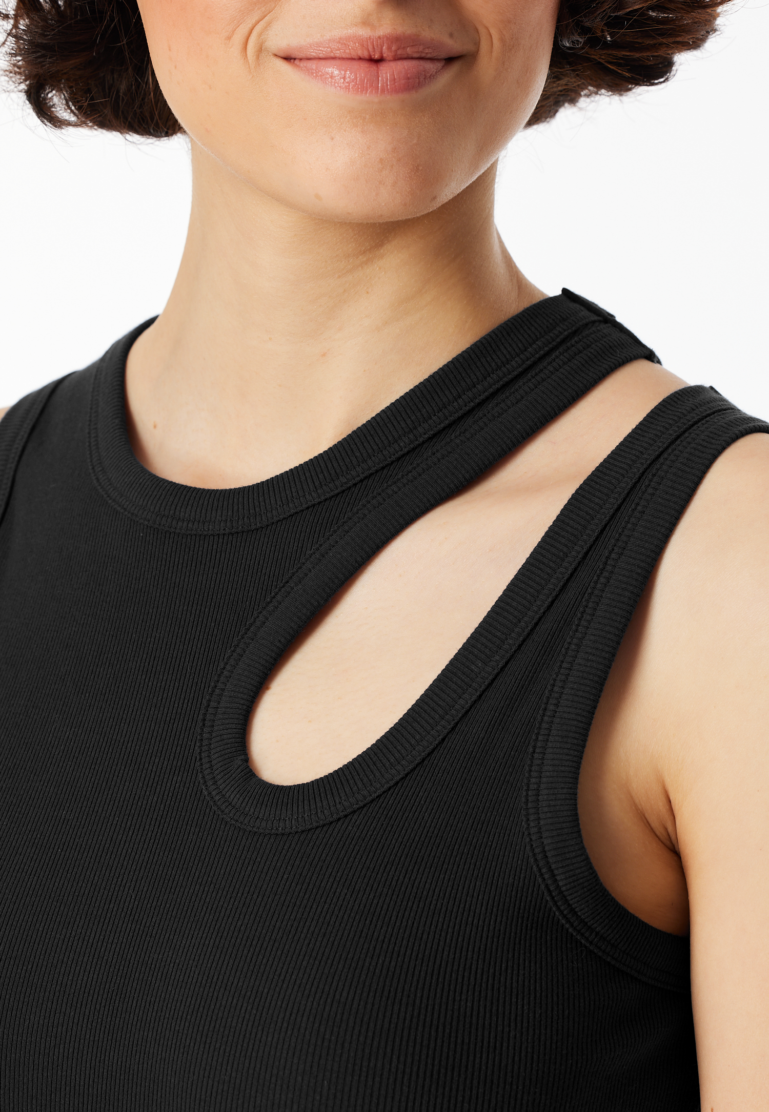 183229-000_detail3.png