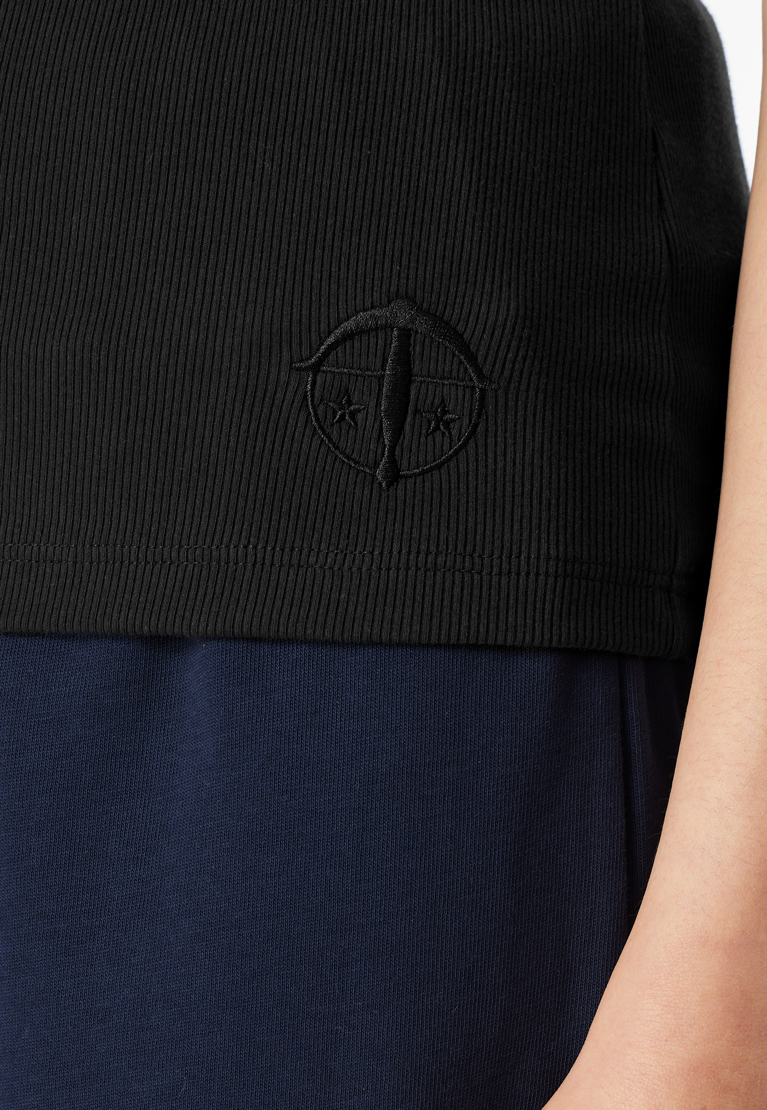 183229-000_detail4.png