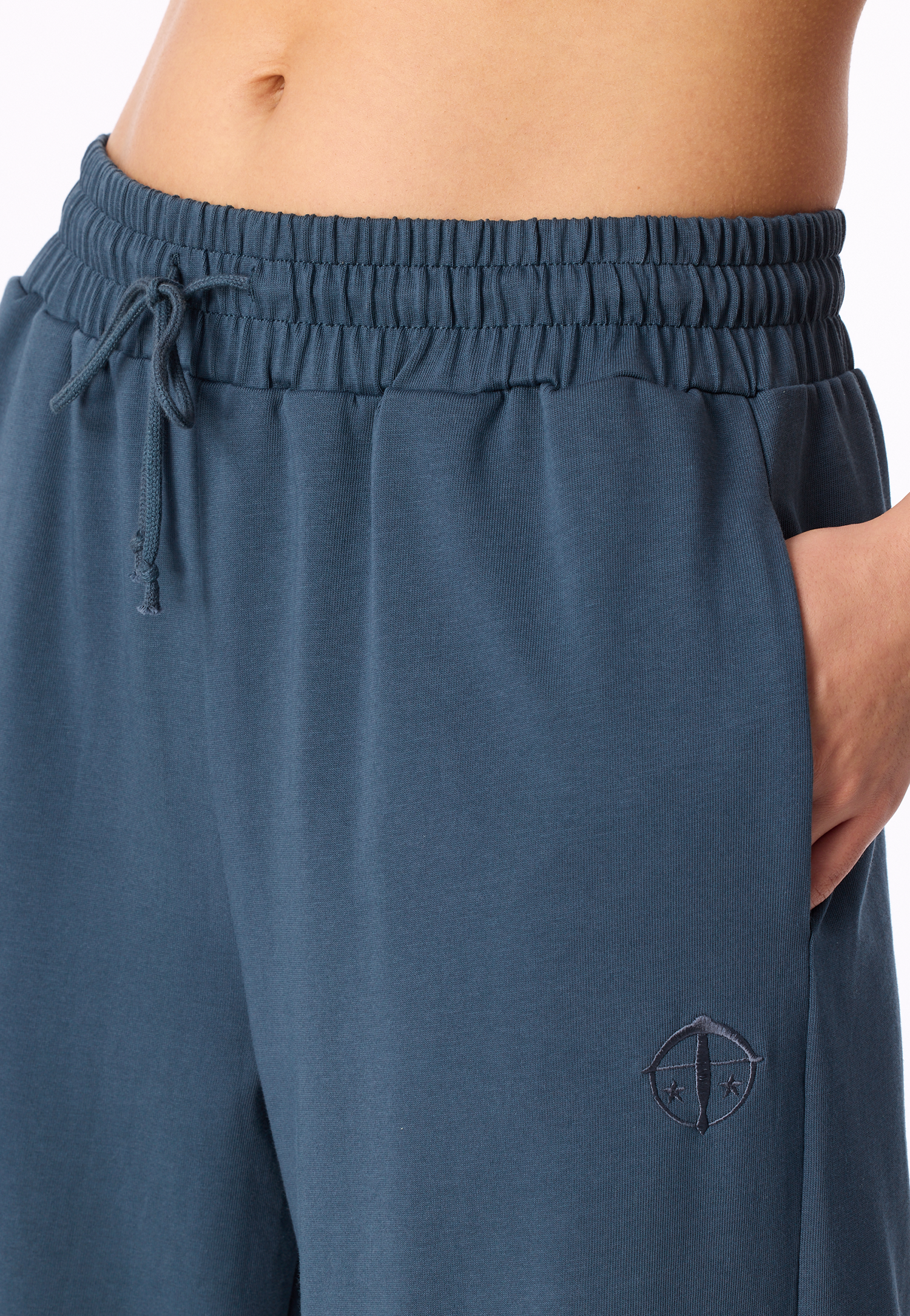 183235-860_detail3.png
