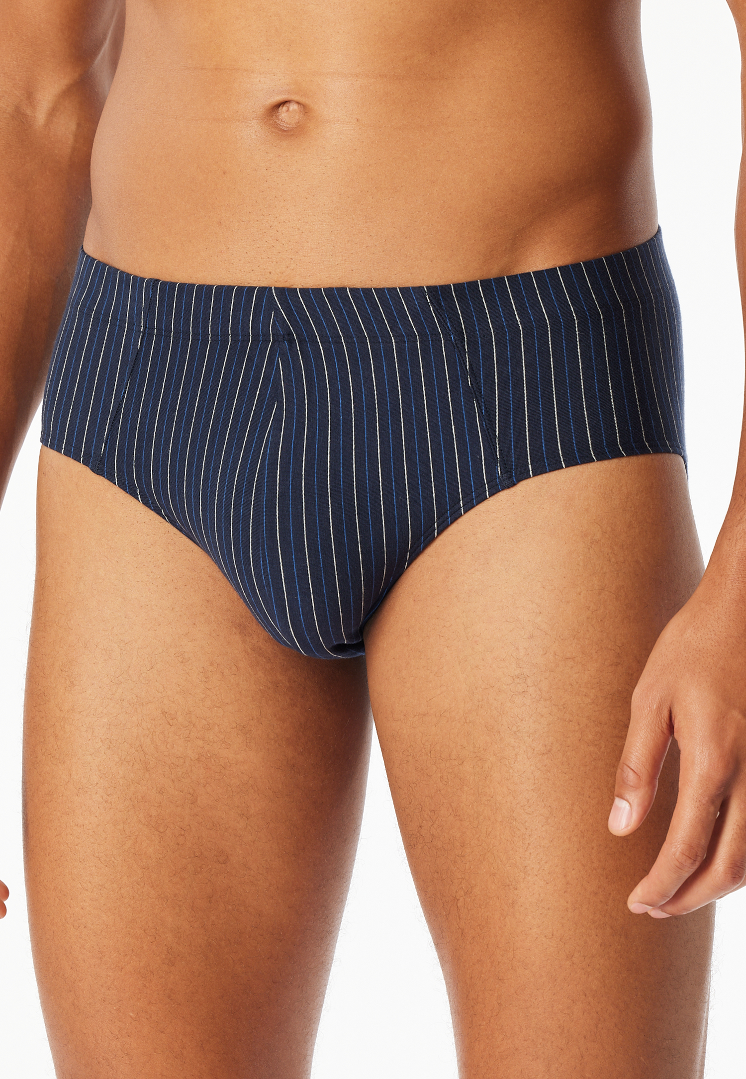 183246-908_detail2.png
