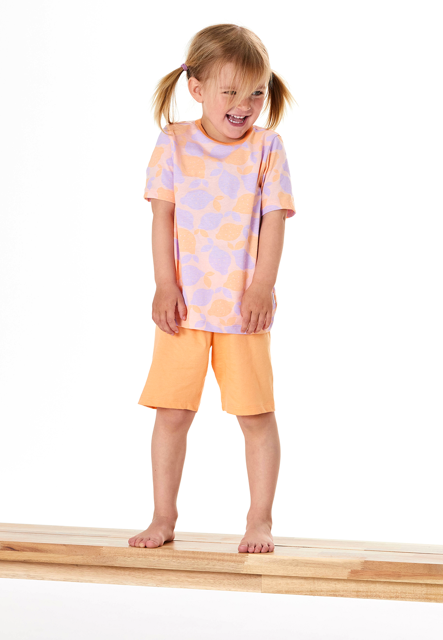 183429-699_front.png