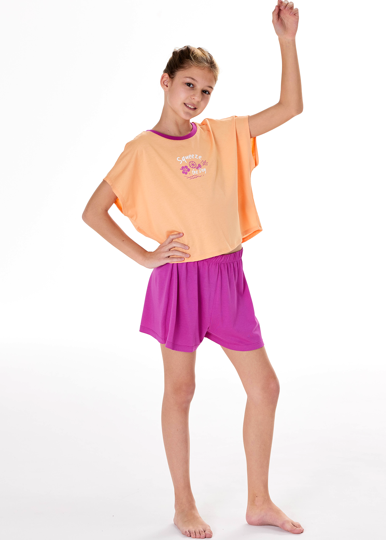 183452-699_front.png