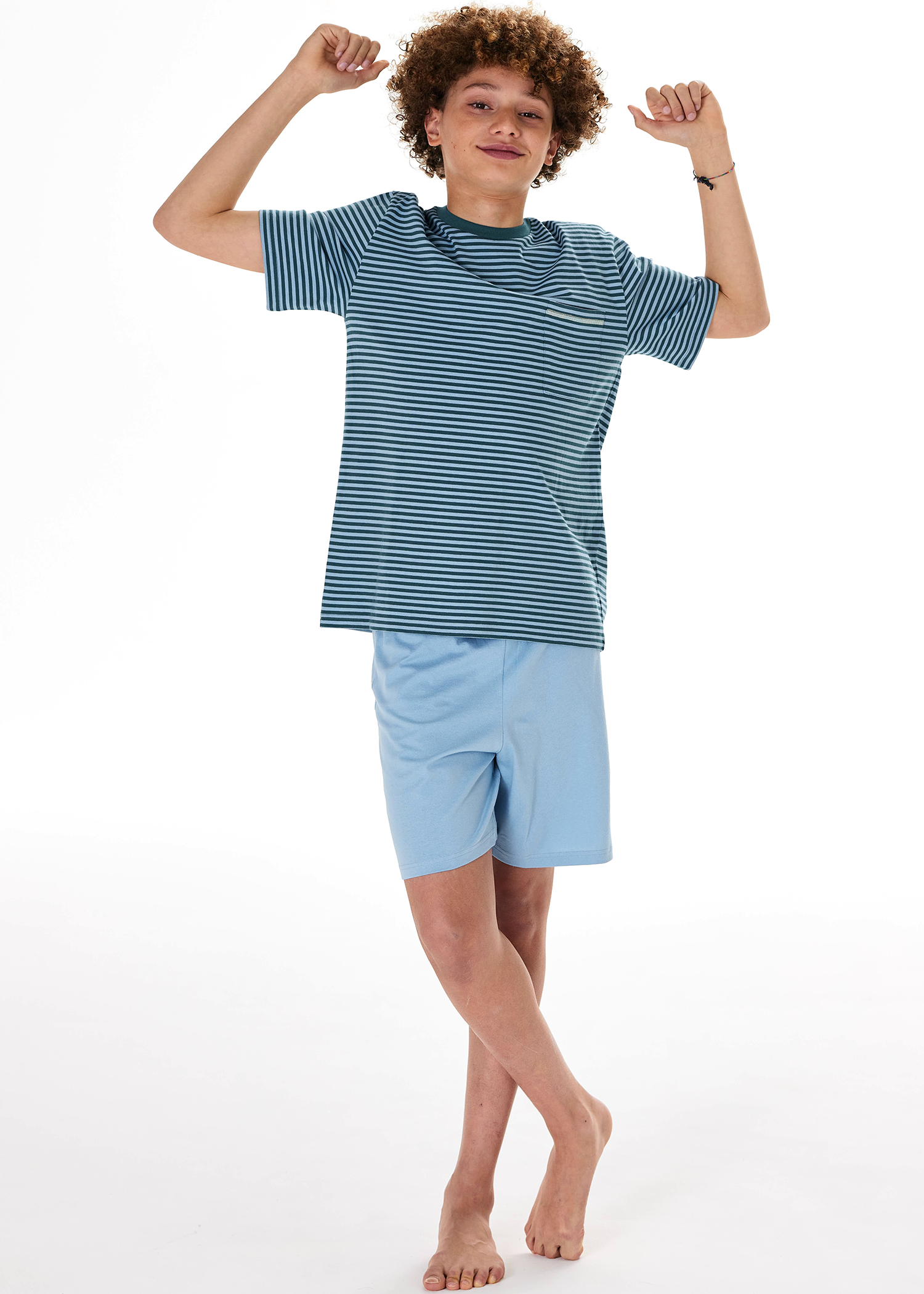 183458-838_front.png