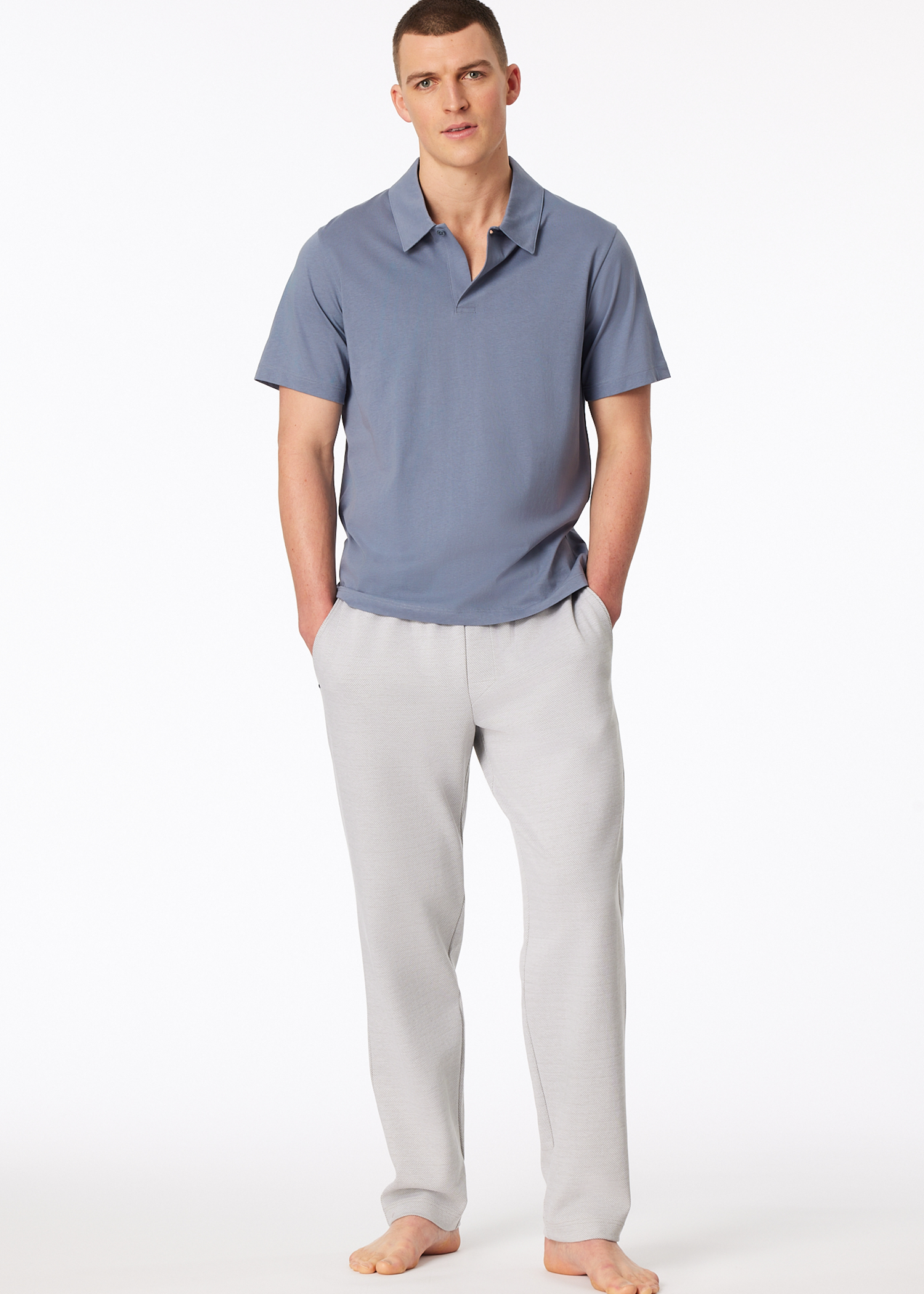 183532-808_front.png