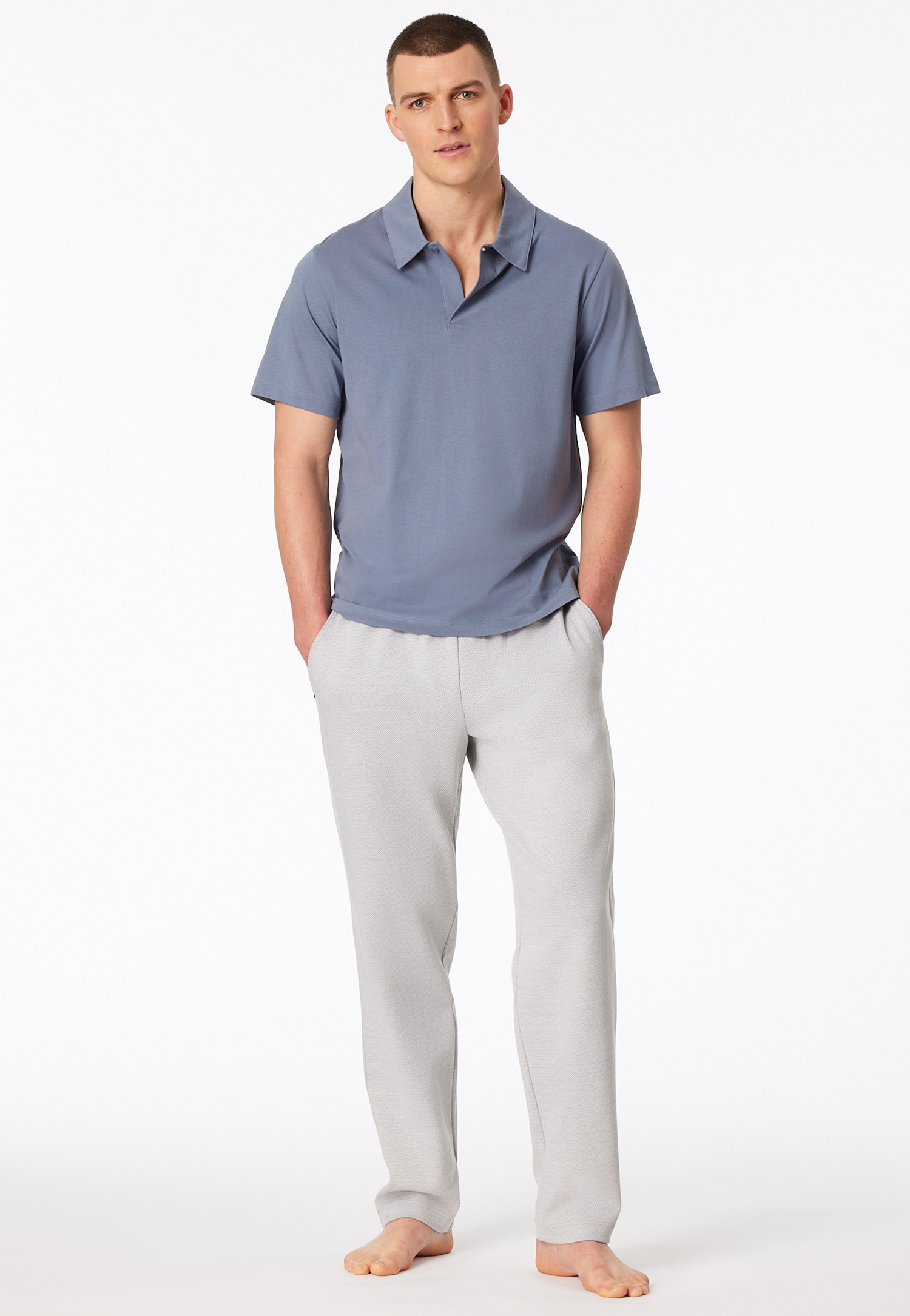 183532-808_front.png